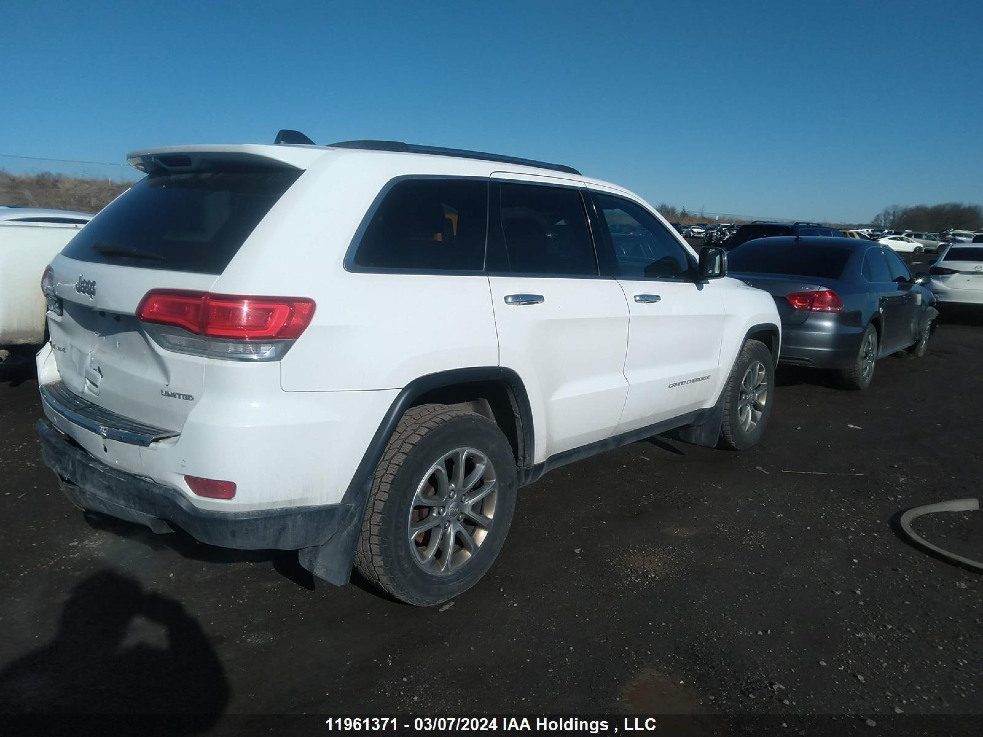 Photo 3 VIN: 1C4RJFBG2FC626514 - JEEP GRAND CHEROKEE 