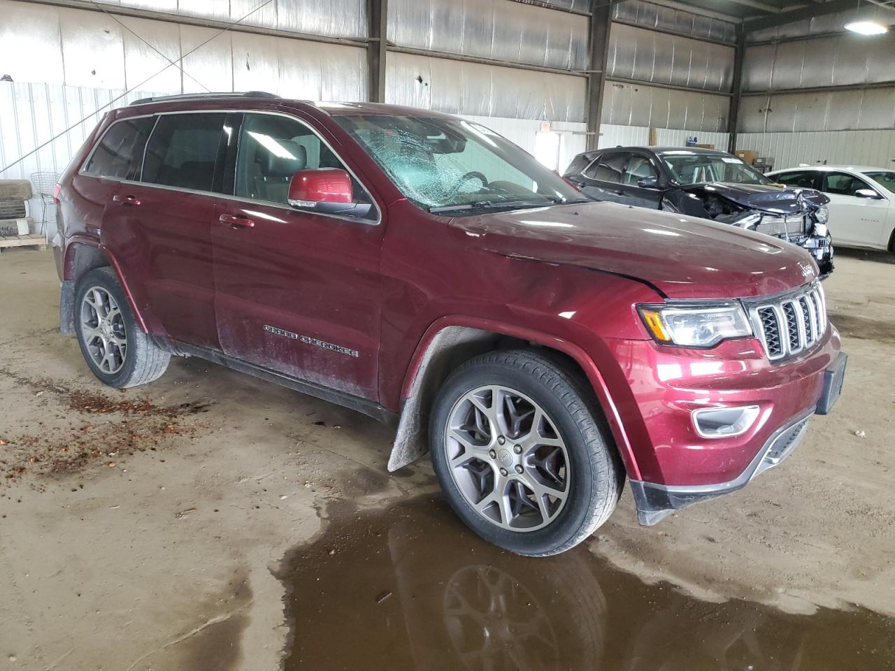 Photo 3 VIN: 1C4RJFBG2JC284457 - JEEP GRAND CHEROKEE 