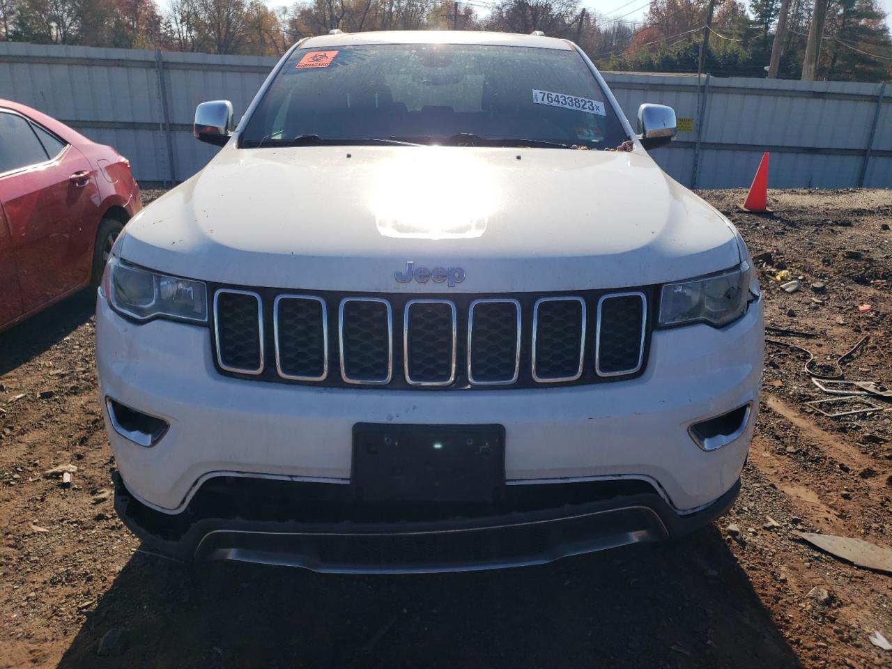 Photo 4 VIN: 1C4RJFBG3HC734840 - JEEP GRAND CHEROKEE 