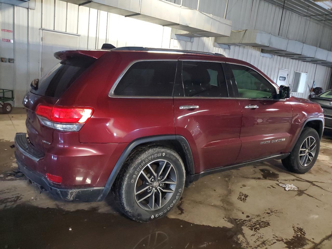 Photo 2 VIN: 1C4RJFBG3JC263276 - JEEP GRAND CHEROKEE 