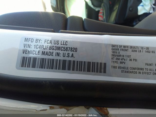 Photo 8 VIN: 1C4RJFBG3MC587820 - JEEP GRAND CHEROKEE 