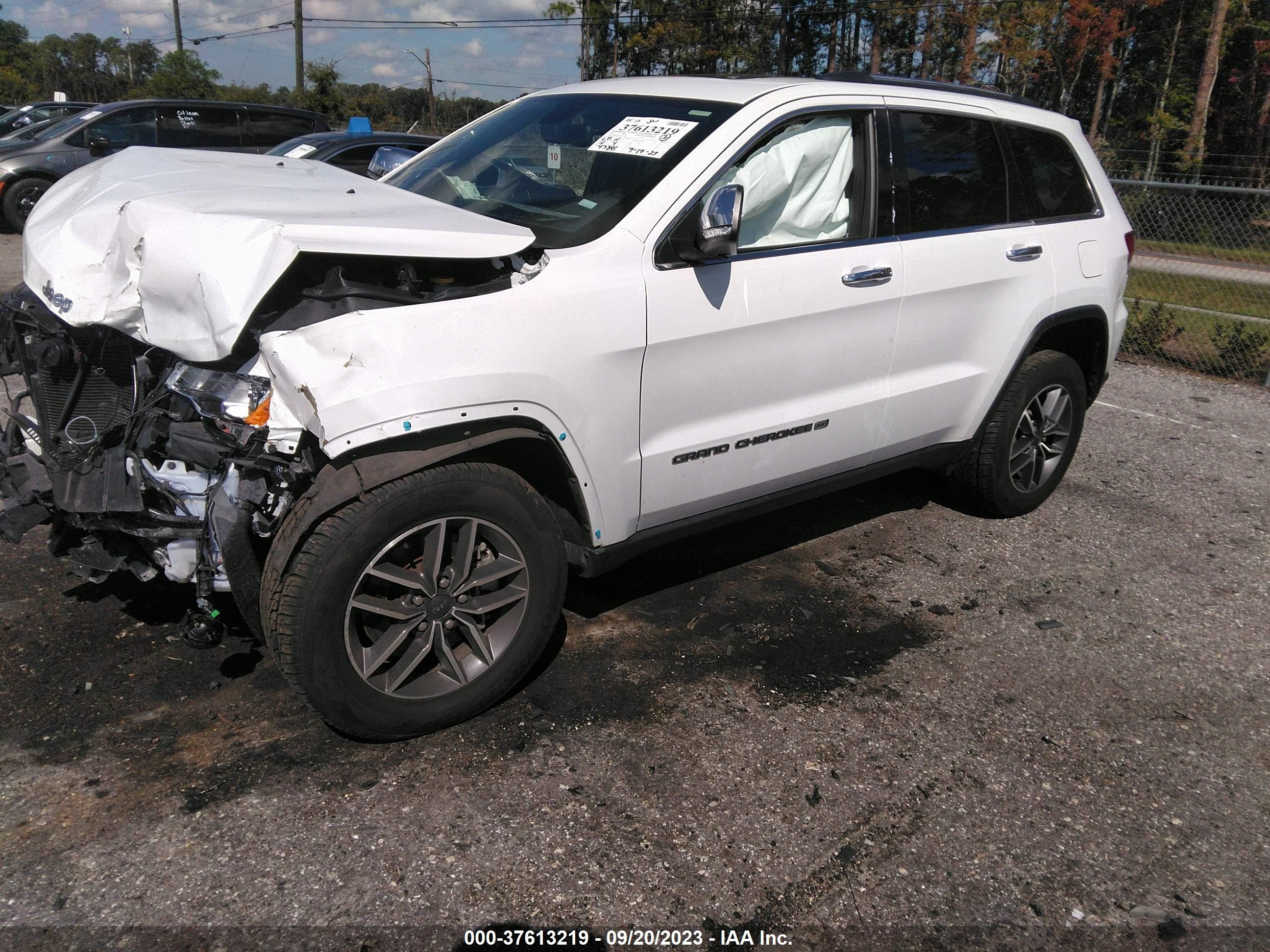 Photo 1 VIN: 1C4RJFBG3NC141474 - JEEP GRAND CHEROKEE 