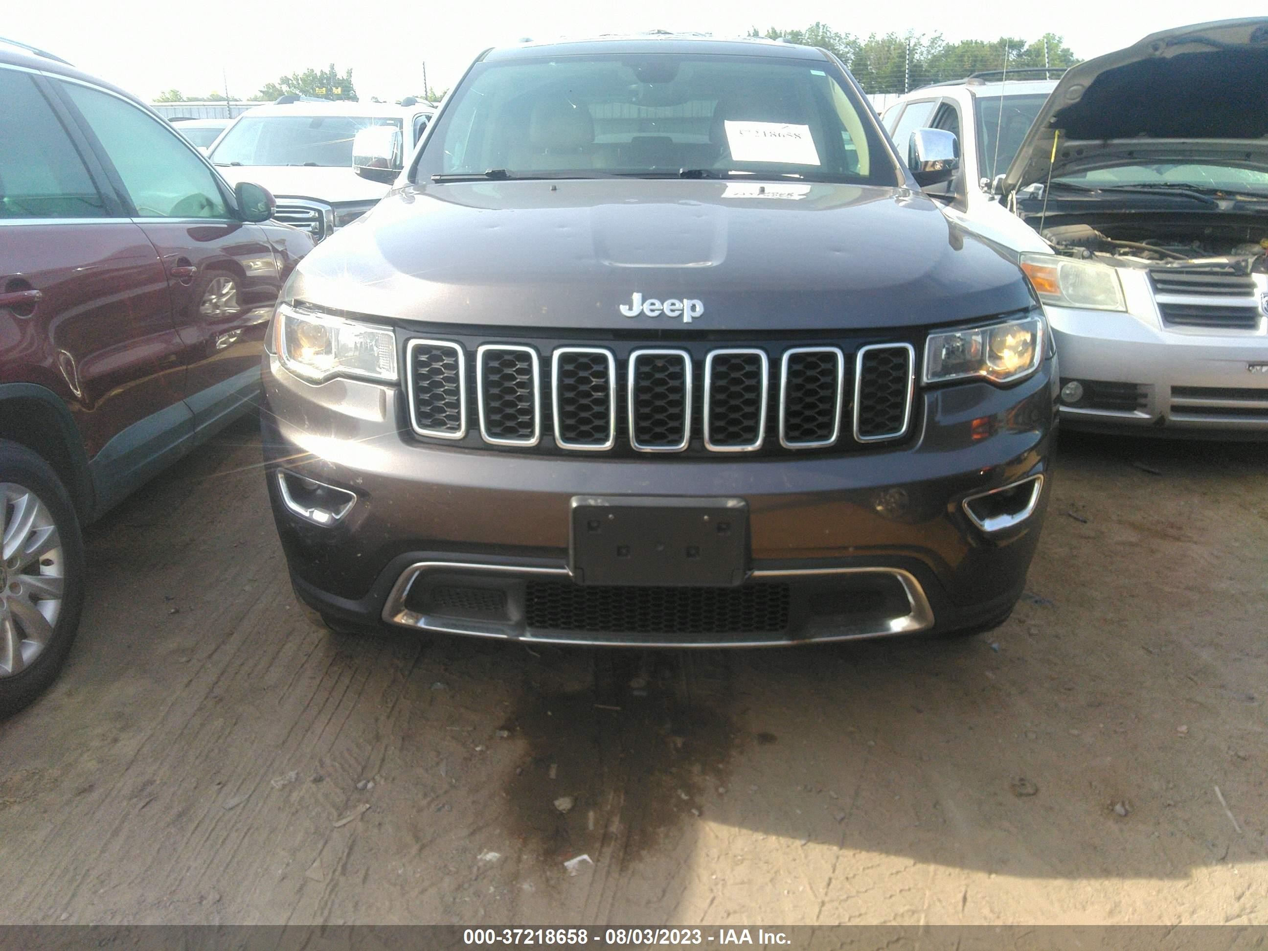 Photo 11 VIN: 1C4RJFBG4HC742249 - JEEP GRAND CHEROKEE 