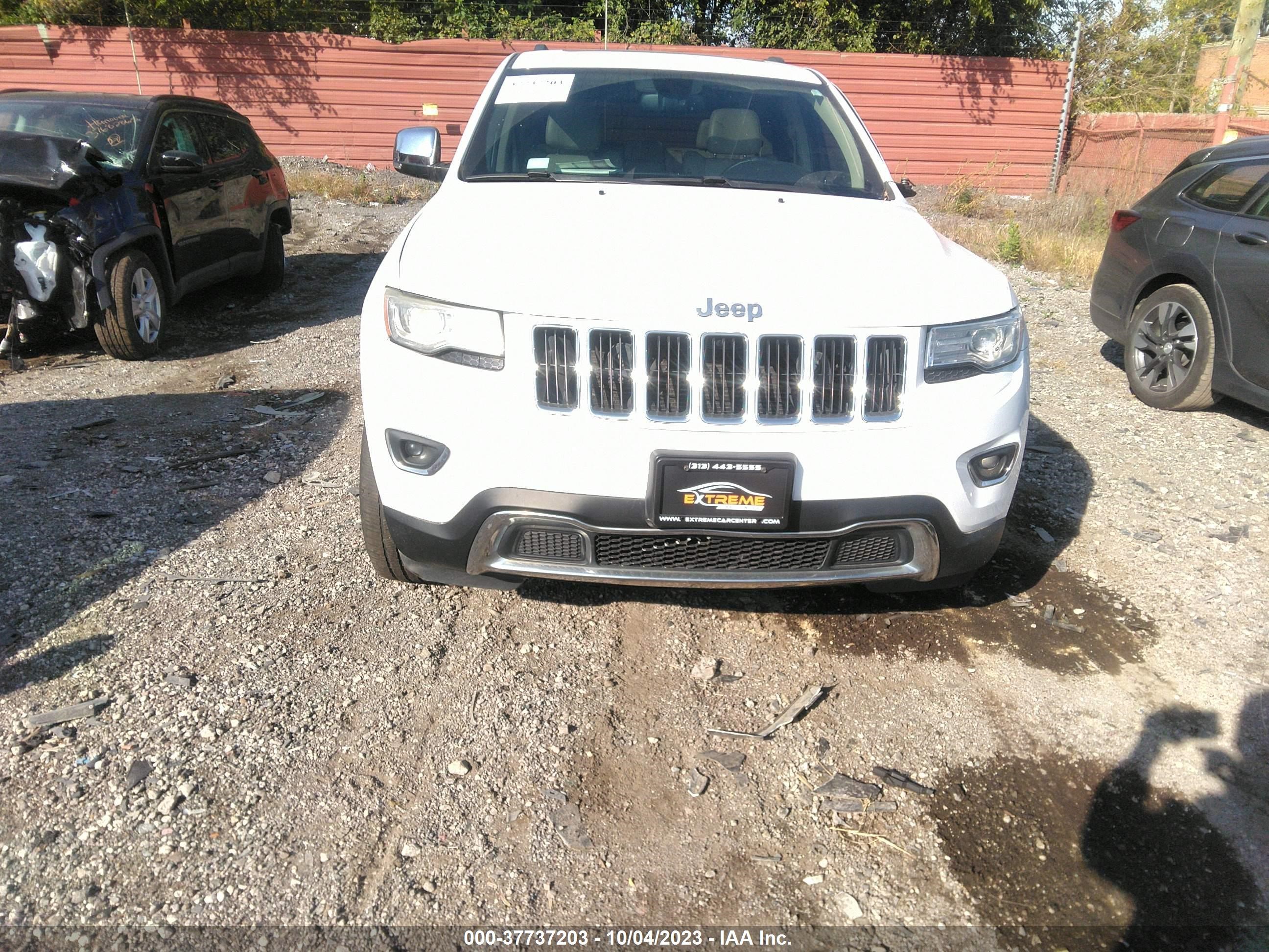 Photo 11 VIN: 1C4RJFBG5EC183077 - JEEP GRAND CHEROKEE 