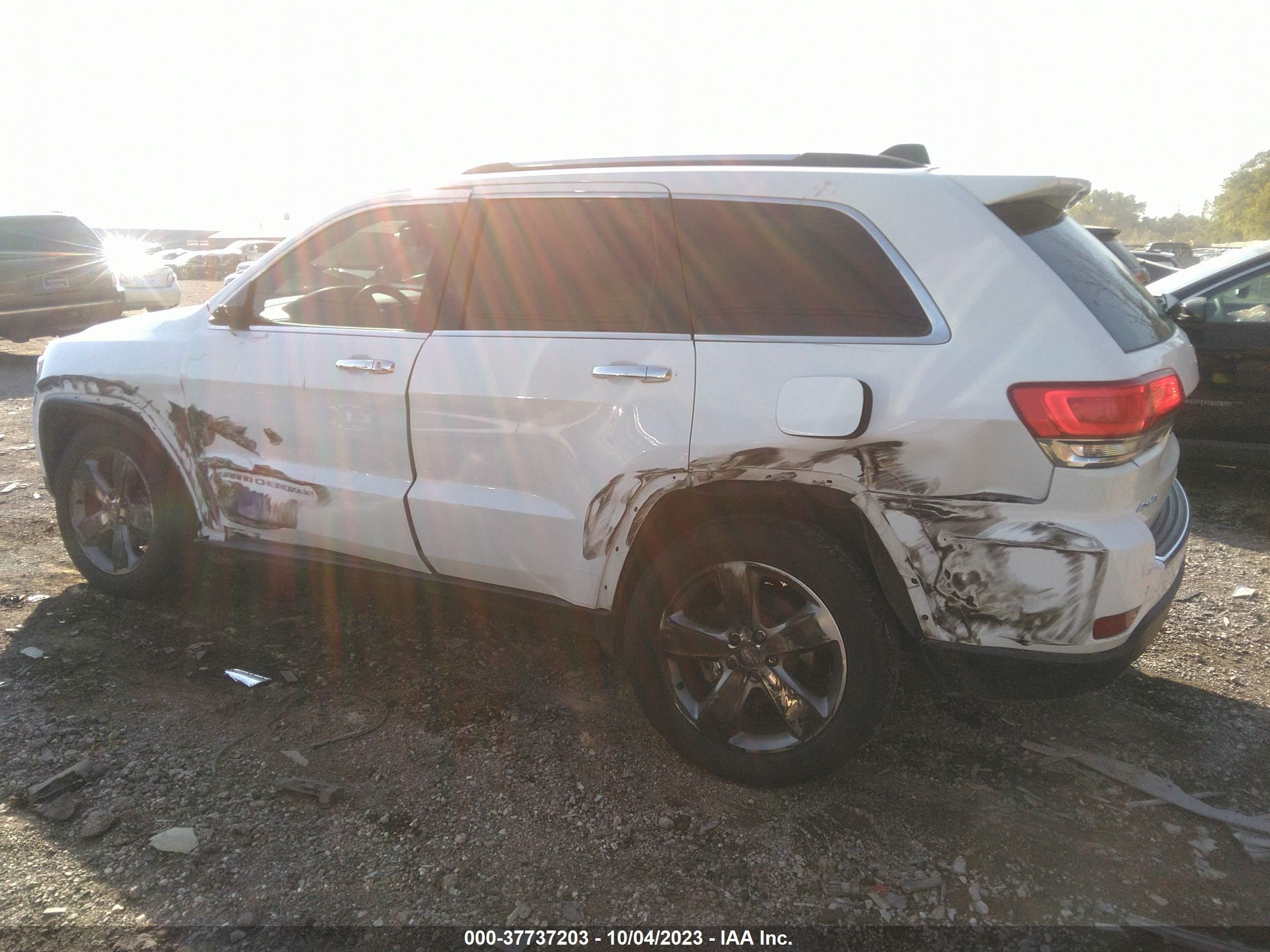 Photo 13 VIN: 1C4RJFBG5EC183077 - JEEP GRAND CHEROKEE 