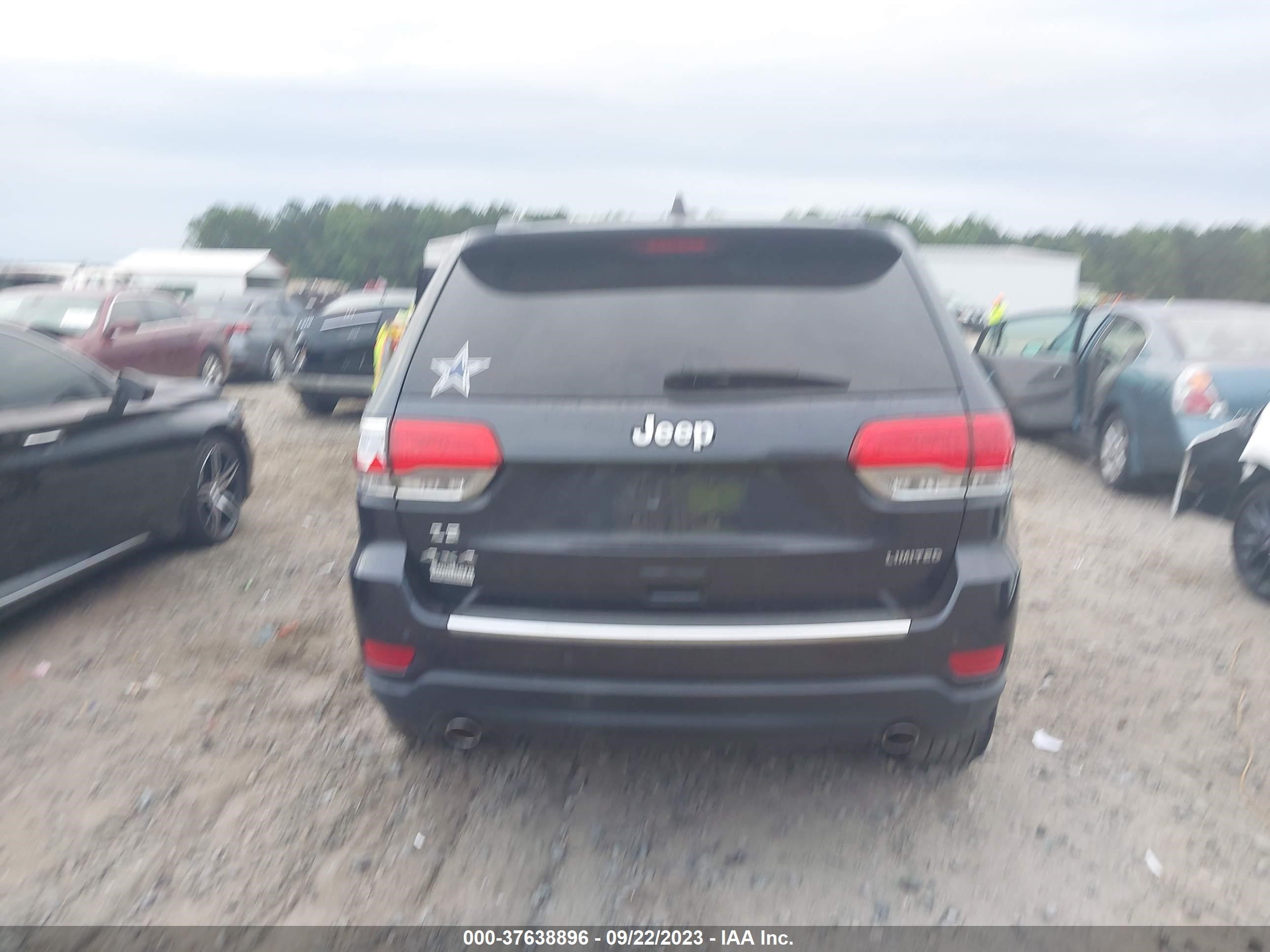 Photo 15 VIN: 1C4RJFBG5EC467356 - JEEP GRAND CHEROKEE 