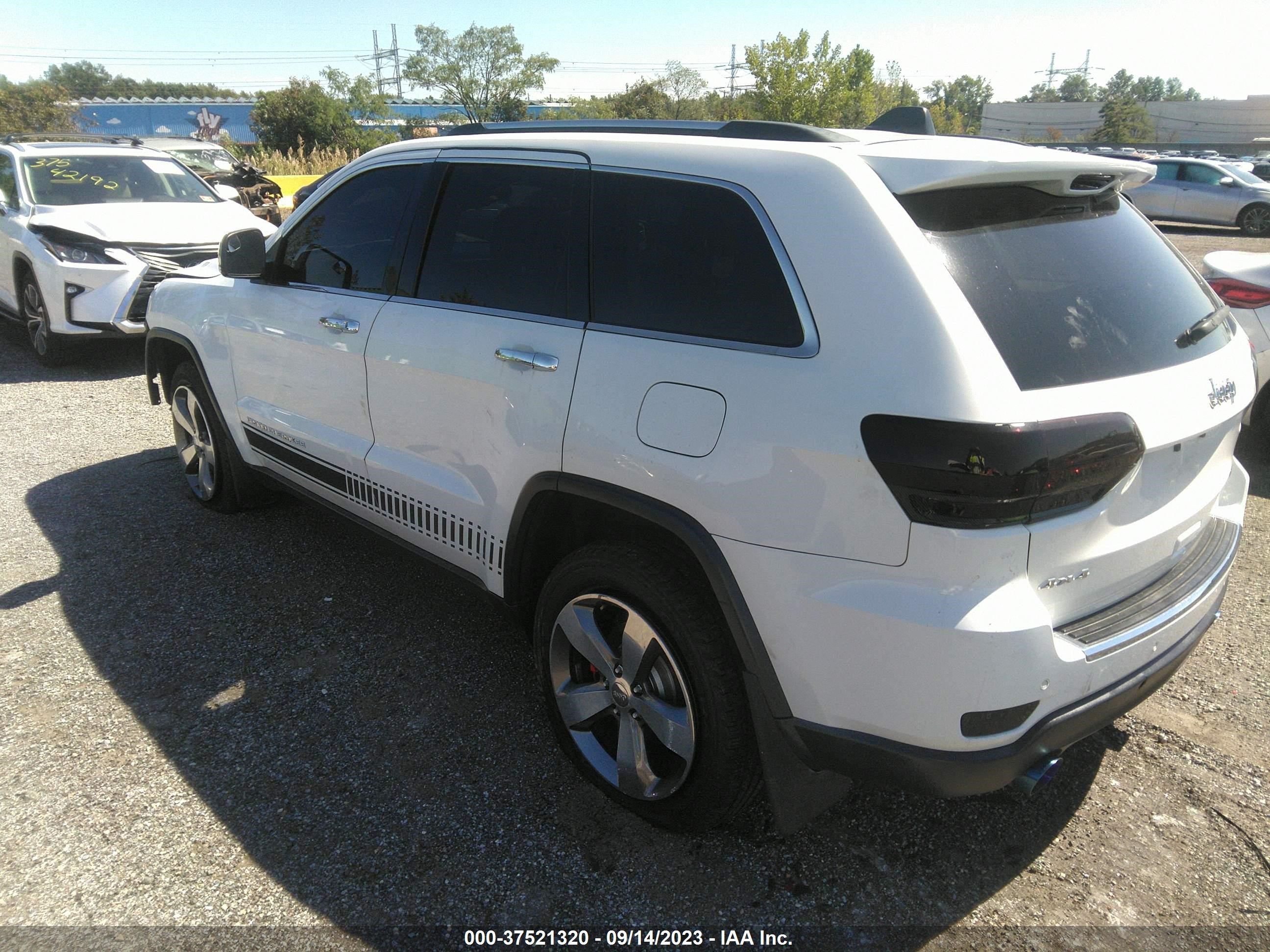 Photo 2 VIN: 1C4RJFBG5EC577954 - JEEP GRAND CHEROKEE 