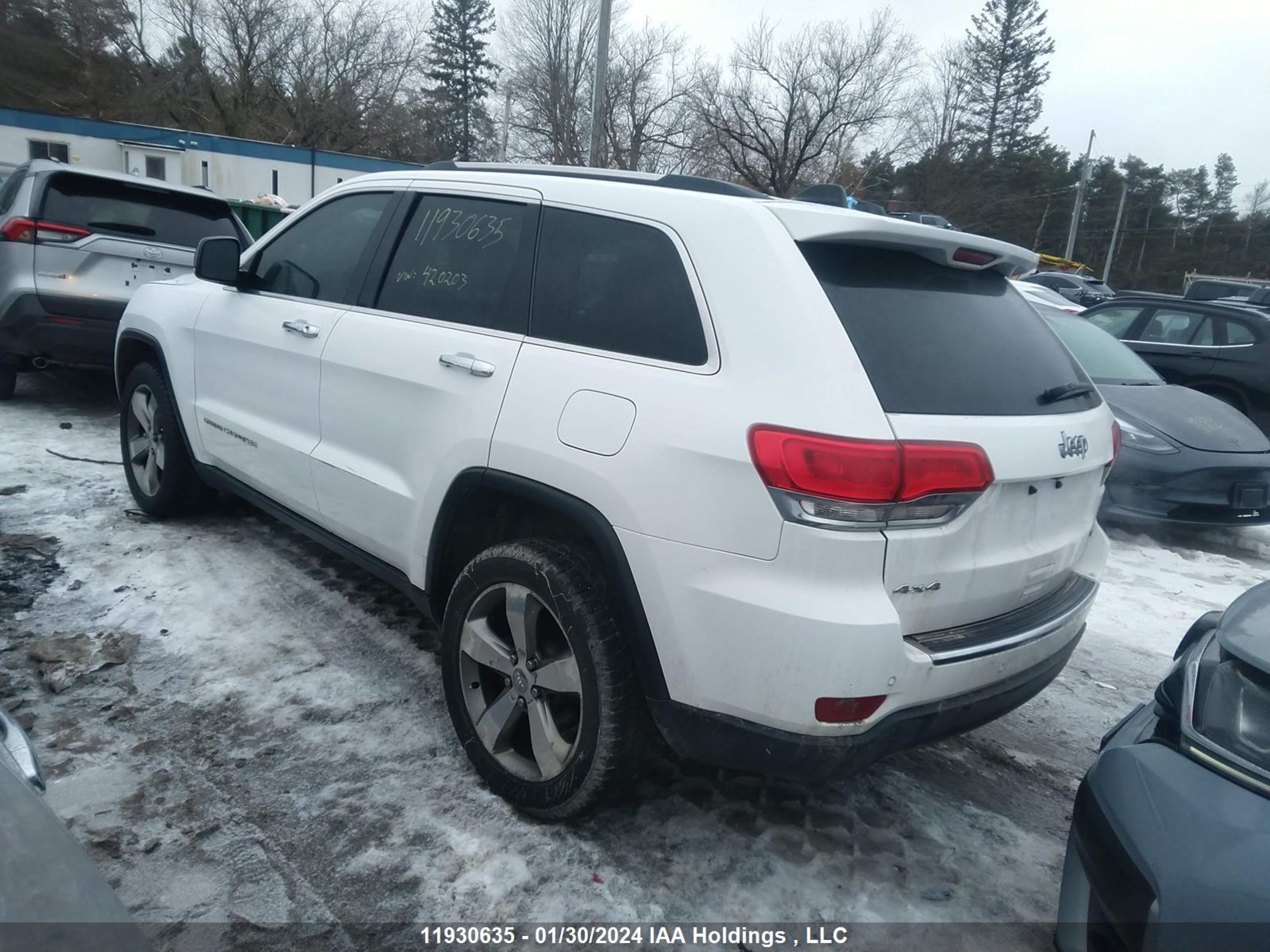 Photo 2 VIN: 1C4RJFBG5GC420203 - JEEP GRAND CHEROKEE 