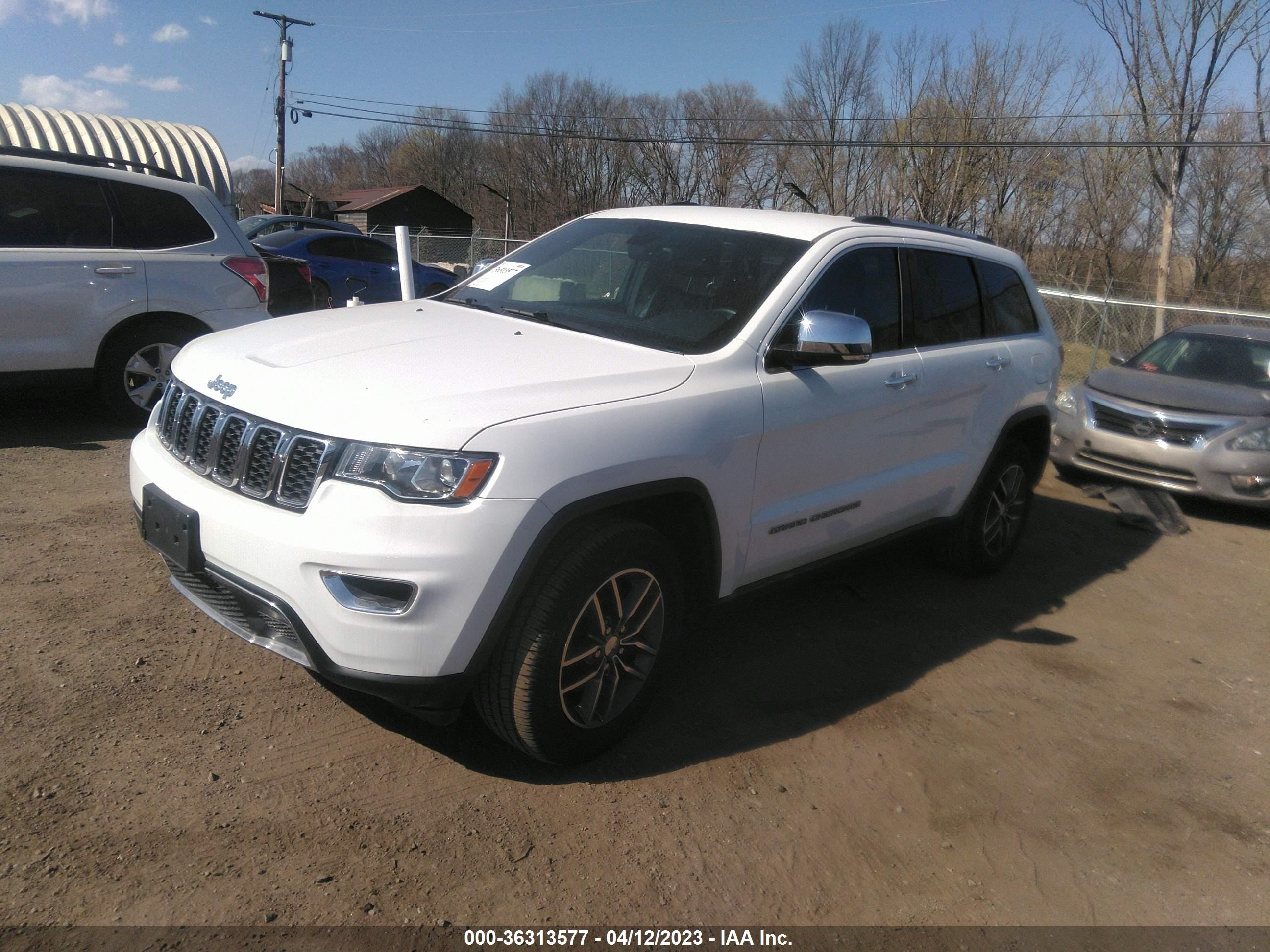 Photo 1 VIN: 1C4RJFBG5HC942945 - JEEP GRAND CHEROKEE 