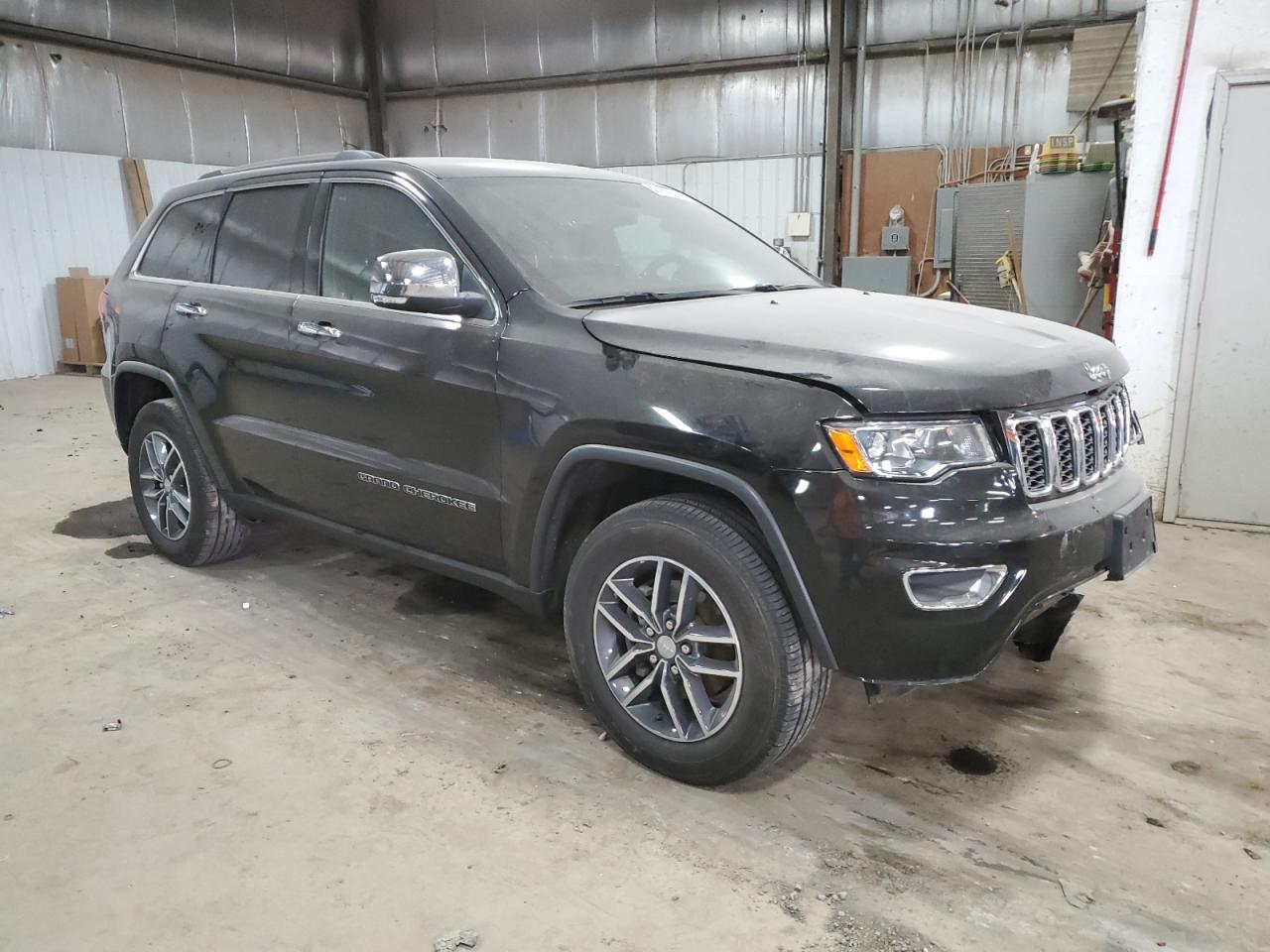 Photo 3 VIN: 1C4RJFBG5JC376579 - JEEP GRAND CHEROKEE 