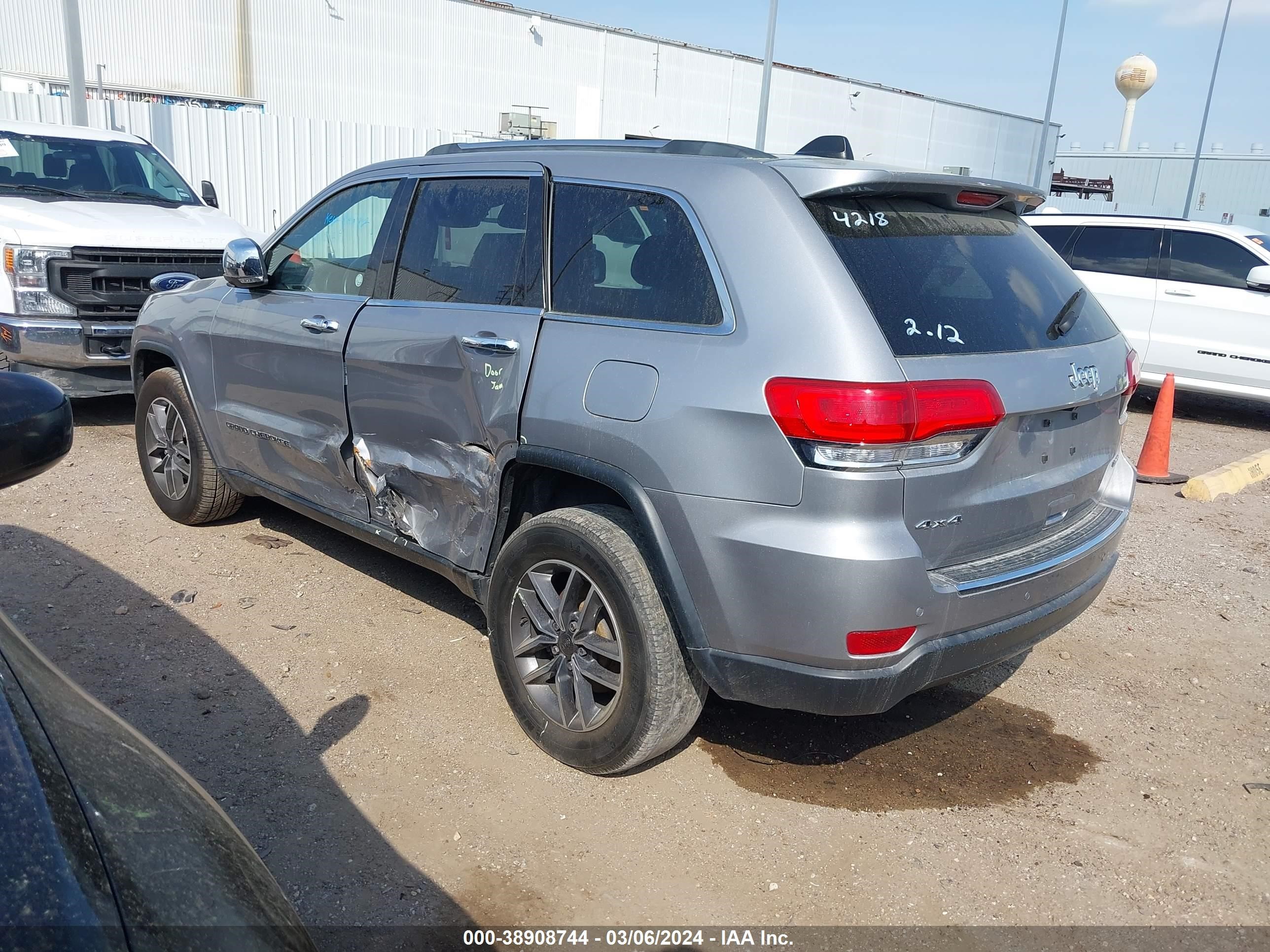 Photo 2 VIN: 1C4RJFBG5KC834218 - JEEP GRAND CHEROKEE 