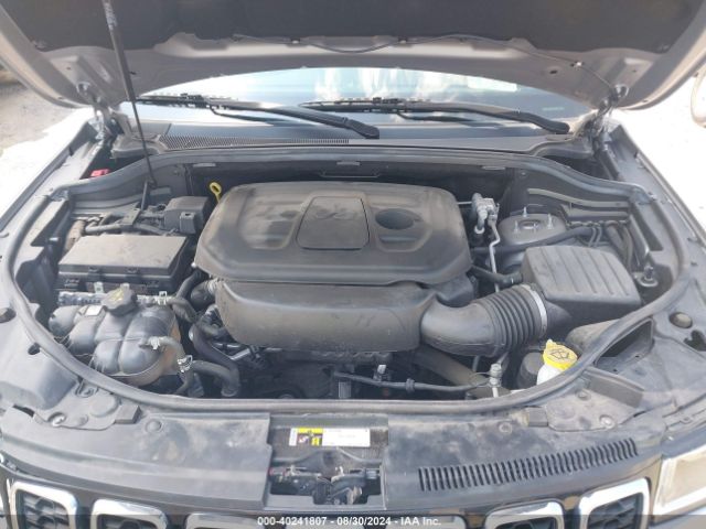 Photo 9 VIN: 1C4RJFBG5KC849589 - JEEP GRAND CHEROKEE 