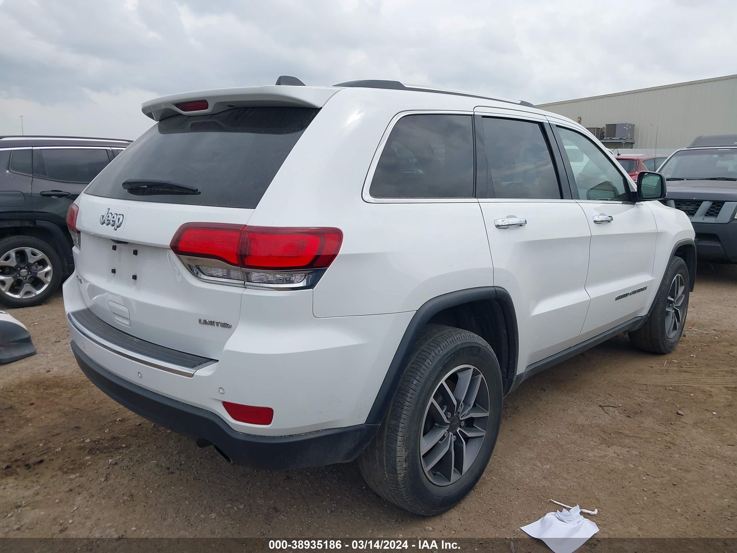 Photo 3 VIN: 1C4RJFBG5MC675610 - JEEP GRAND CHEROKEE 