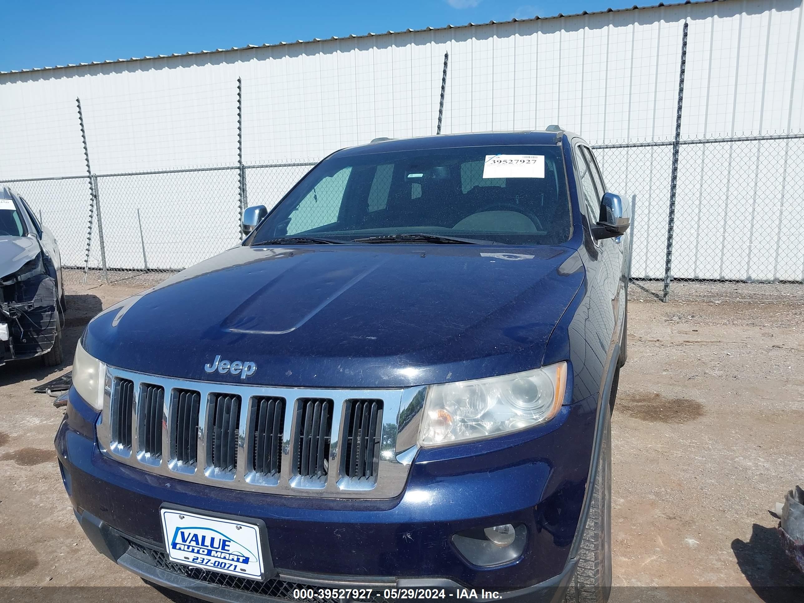 Photo 5 VIN: 1C4RJFBG6CC244532 - JEEP GRAND CHEROKEE 