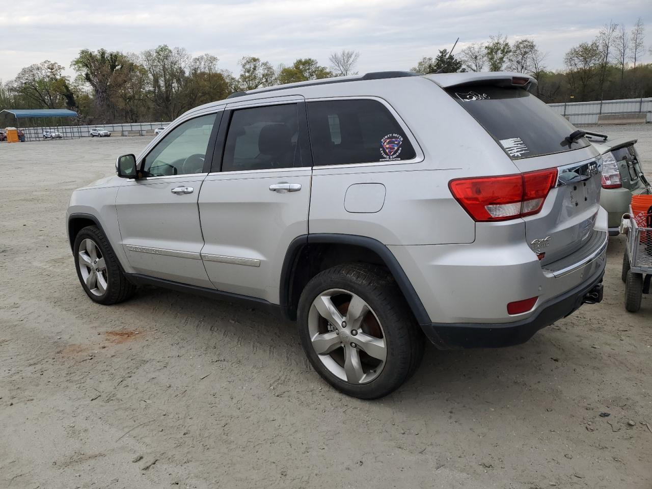 Photo 1 VIN: 1C4RJFBG6DC506194 - JEEP GRAND CHEROKEE 