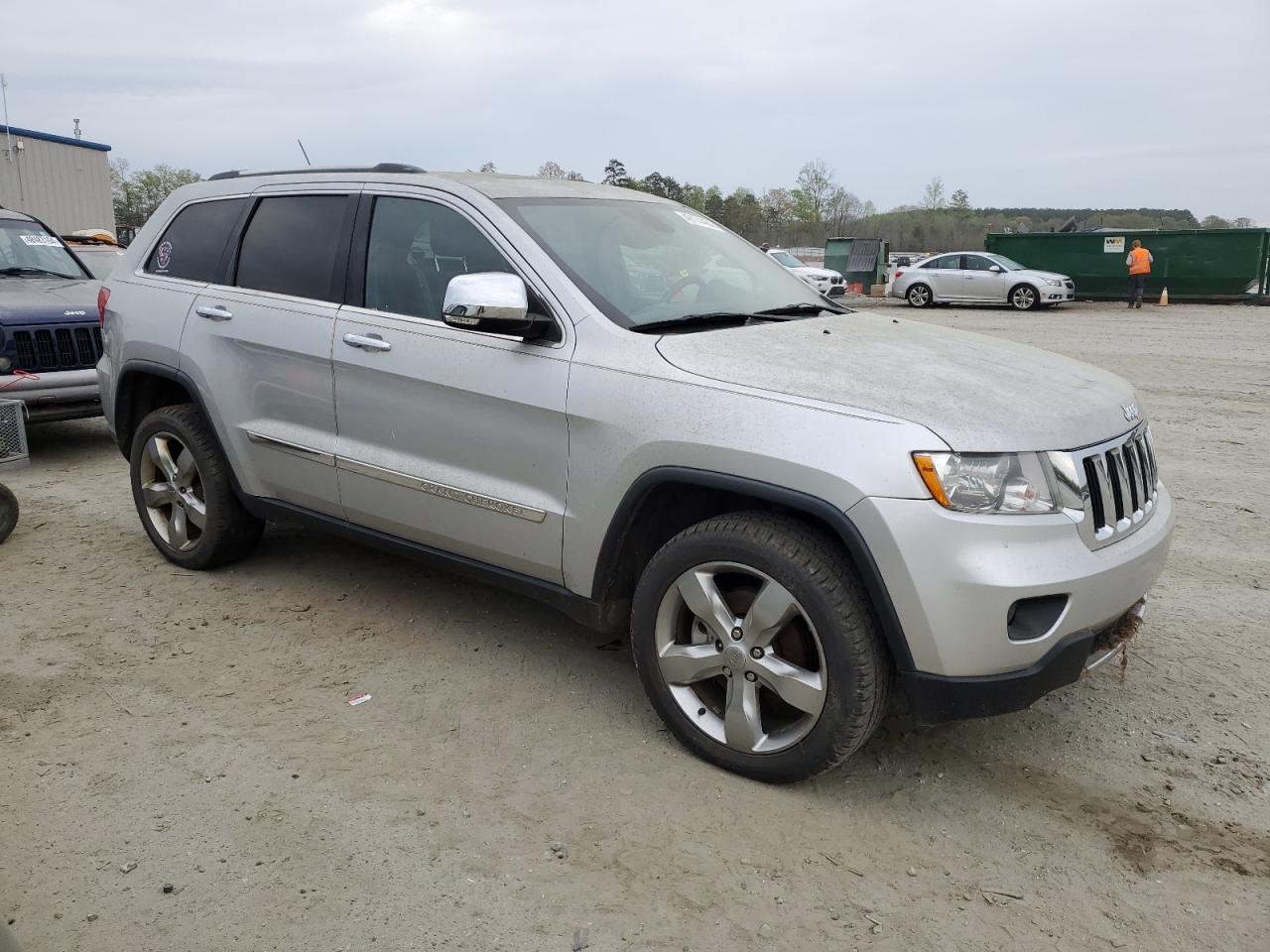 Photo 3 VIN: 1C4RJFBG6DC506194 - JEEP GRAND CHEROKEE 