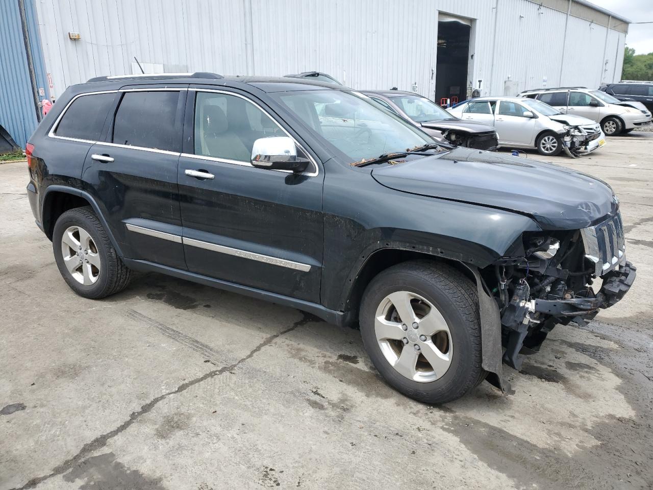 Photo 3 VIN: 1C4RJFBG6DC594809 - JEEP GRAND CHEROKEE 