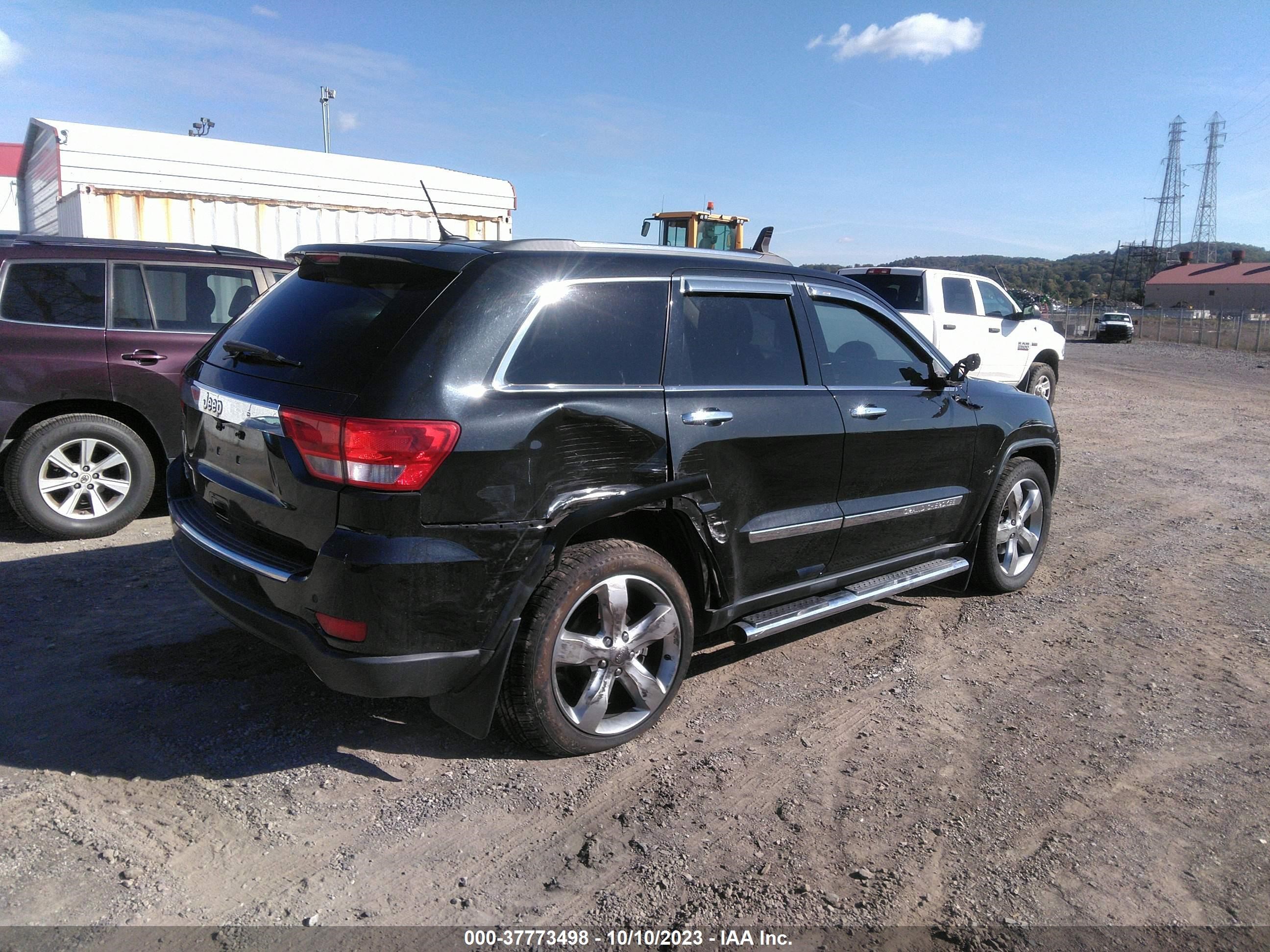 Photo 3 VIN: 1C4RJFBG6DC634371 - JEEP GRAND CHEROKEE 