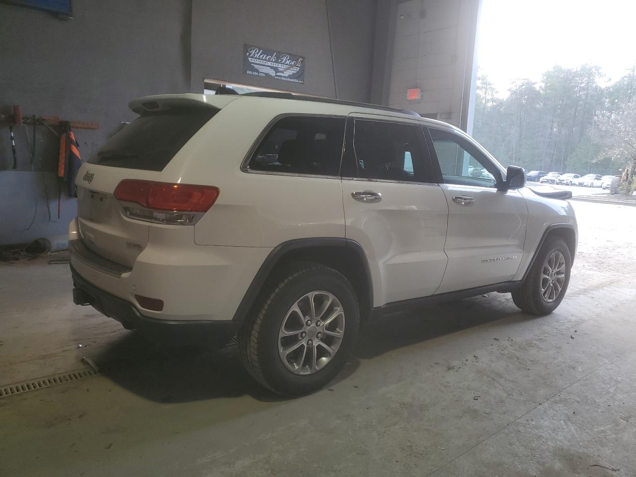 Photo 2 VIN: 1C4RJFBG6FC663078 - JEEP GRAND CHEROKEE 