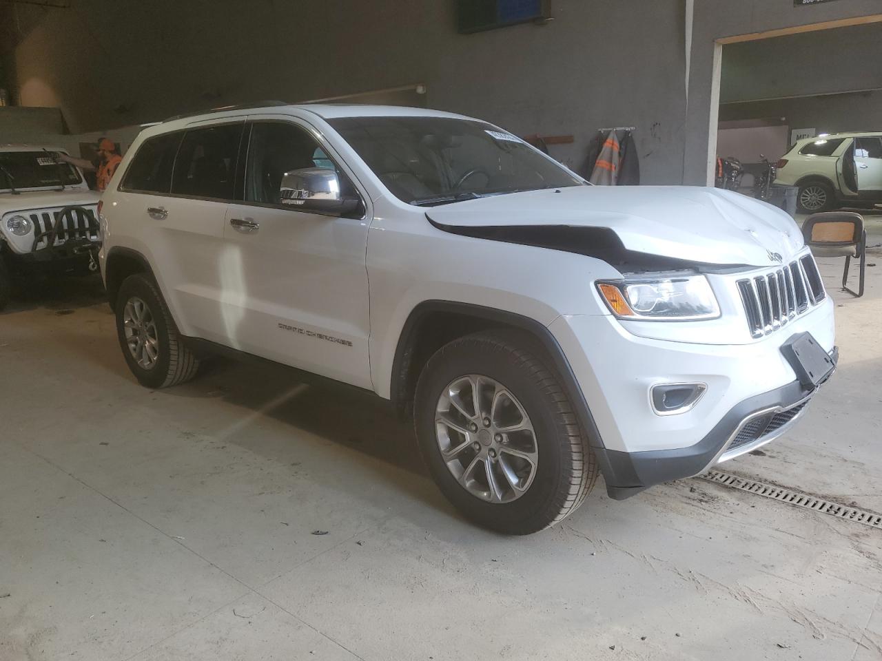 Photo 3 VIN: 1C4RJFBG6FC663078 - JEEP GRAND CHEROKEE 