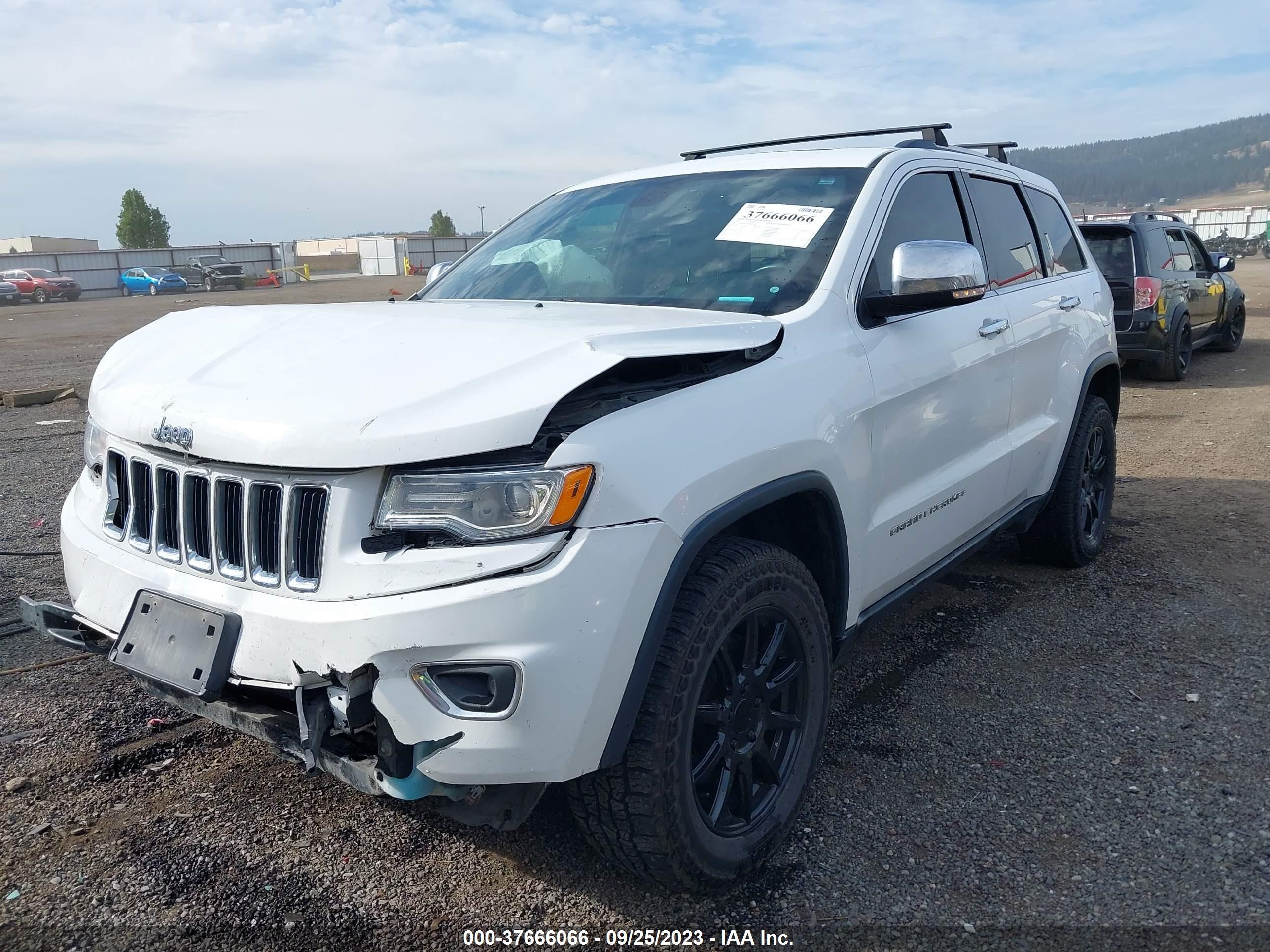 Photo 1 VIN: 1C4RJFBG6FC830507 - JEEP GRAND CHEROKEE 