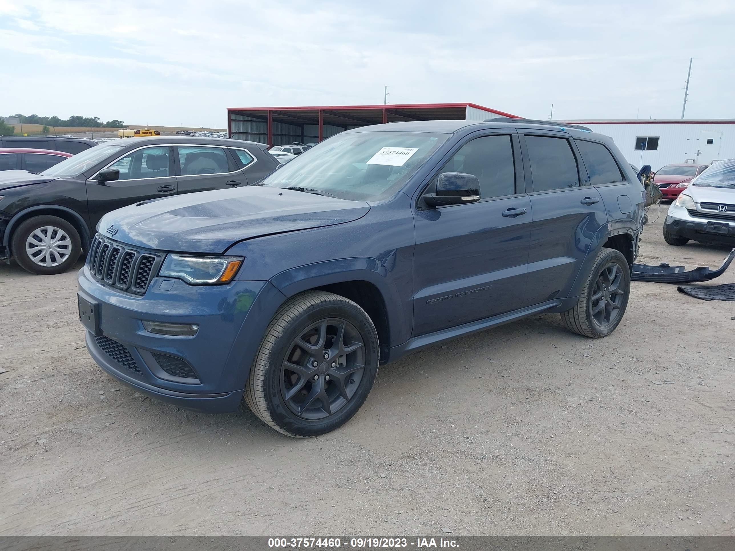 Photo 1 VIN: 1C4RJFBG6KC667397 - JEEP GRAND CHEROKEE 