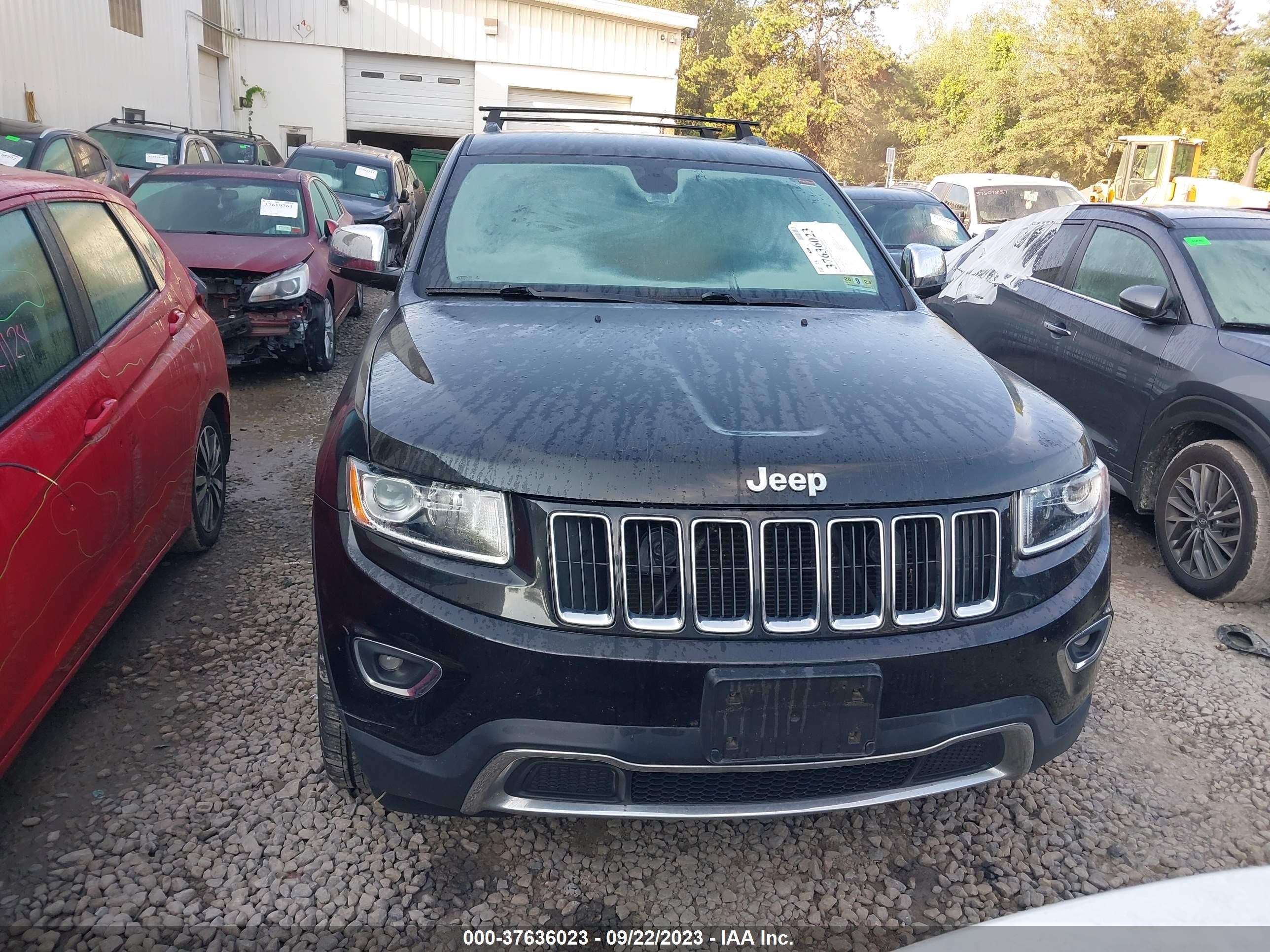 Photo 11 VIN: 1C4RJFBG7FC178867 - JEEP GRAND CHEROKEE 