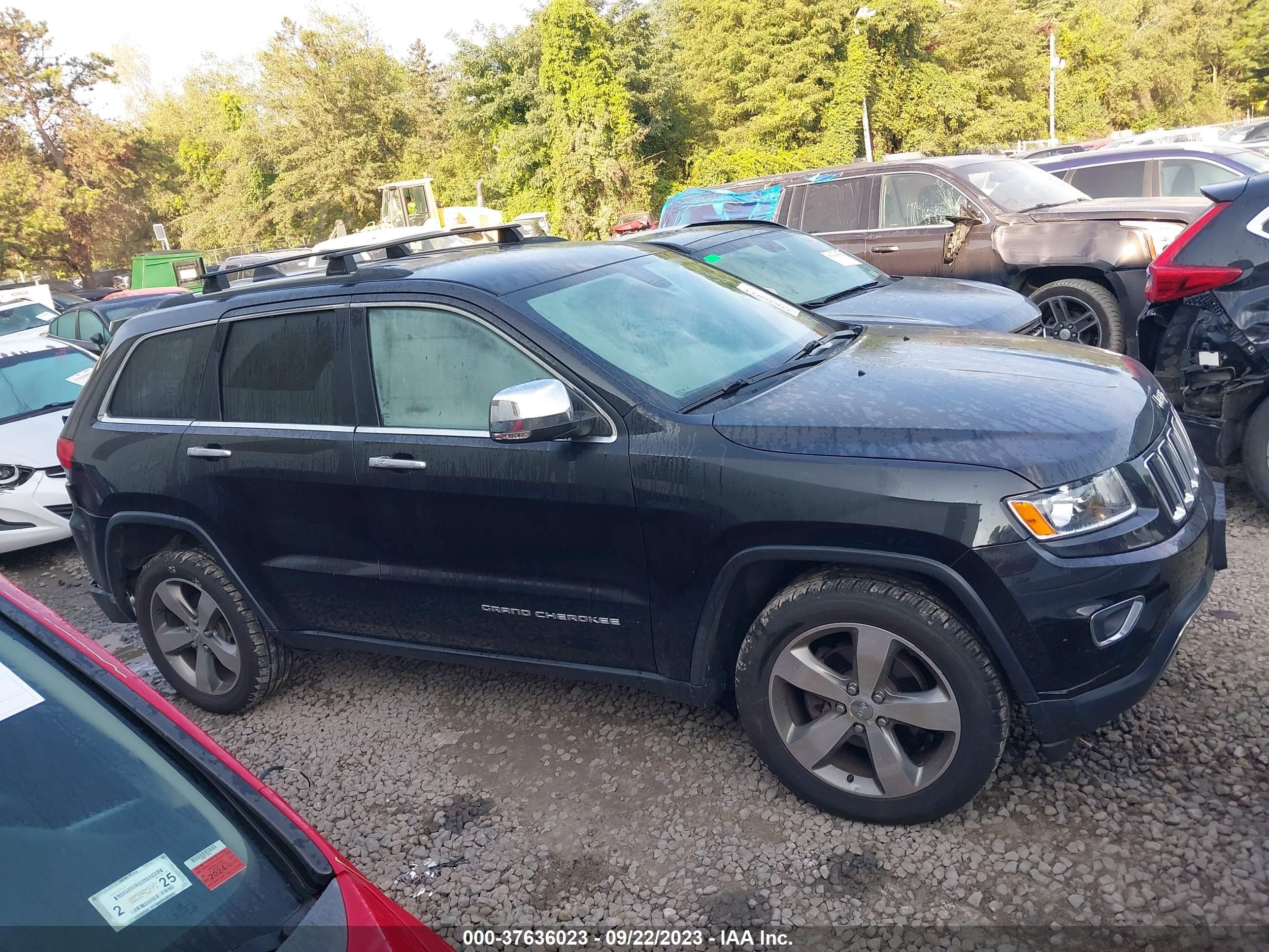 Photo 12 VIN: 1C4RJFBG7FC178867 - JEEP GRAND CHEROKEE 