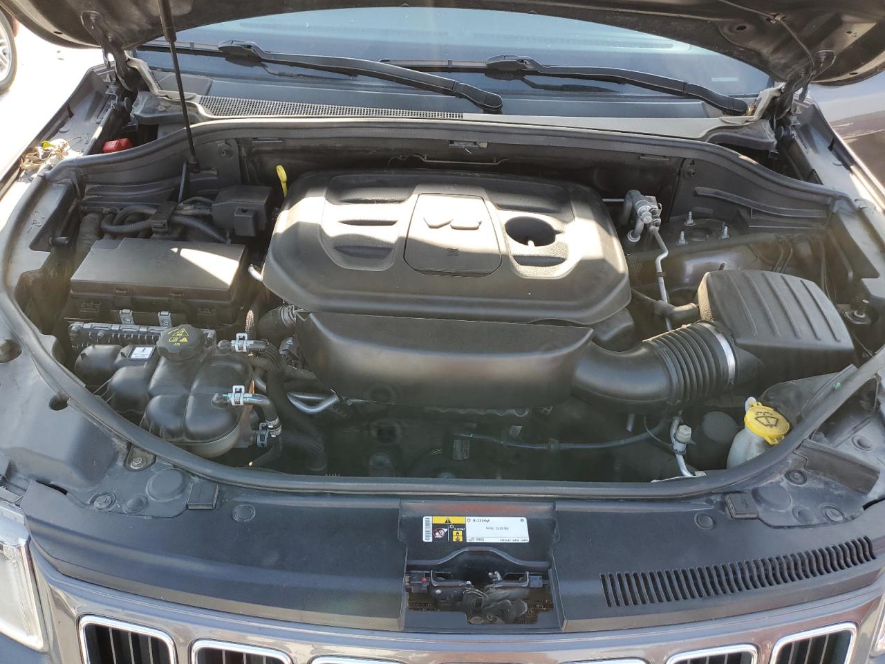 Photo 11 VIN: 1C4RJFBG7GC321642 - JEEP GRAND CHEROKEE 