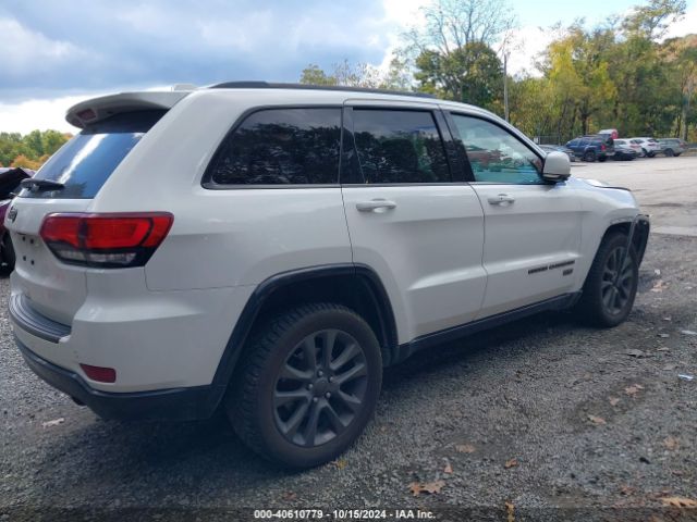 Photo 3 VIN: 1C4RJFBG7GC372235 - JEEP GRAND CHEROKEE 