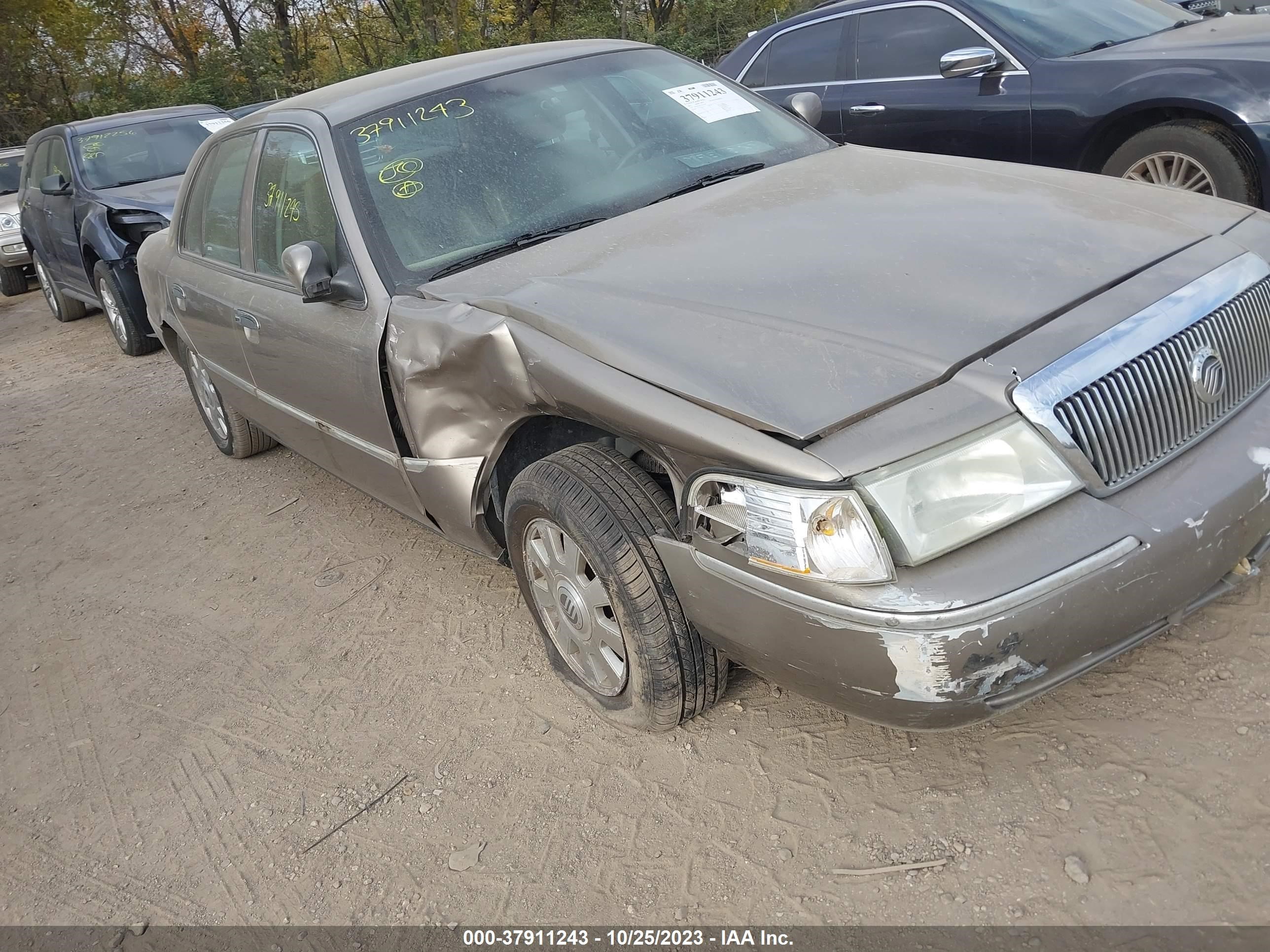 Photo 5 VIN: 1C4RJFBG8EC164152 - MERCURY GRAND MARQUIS 