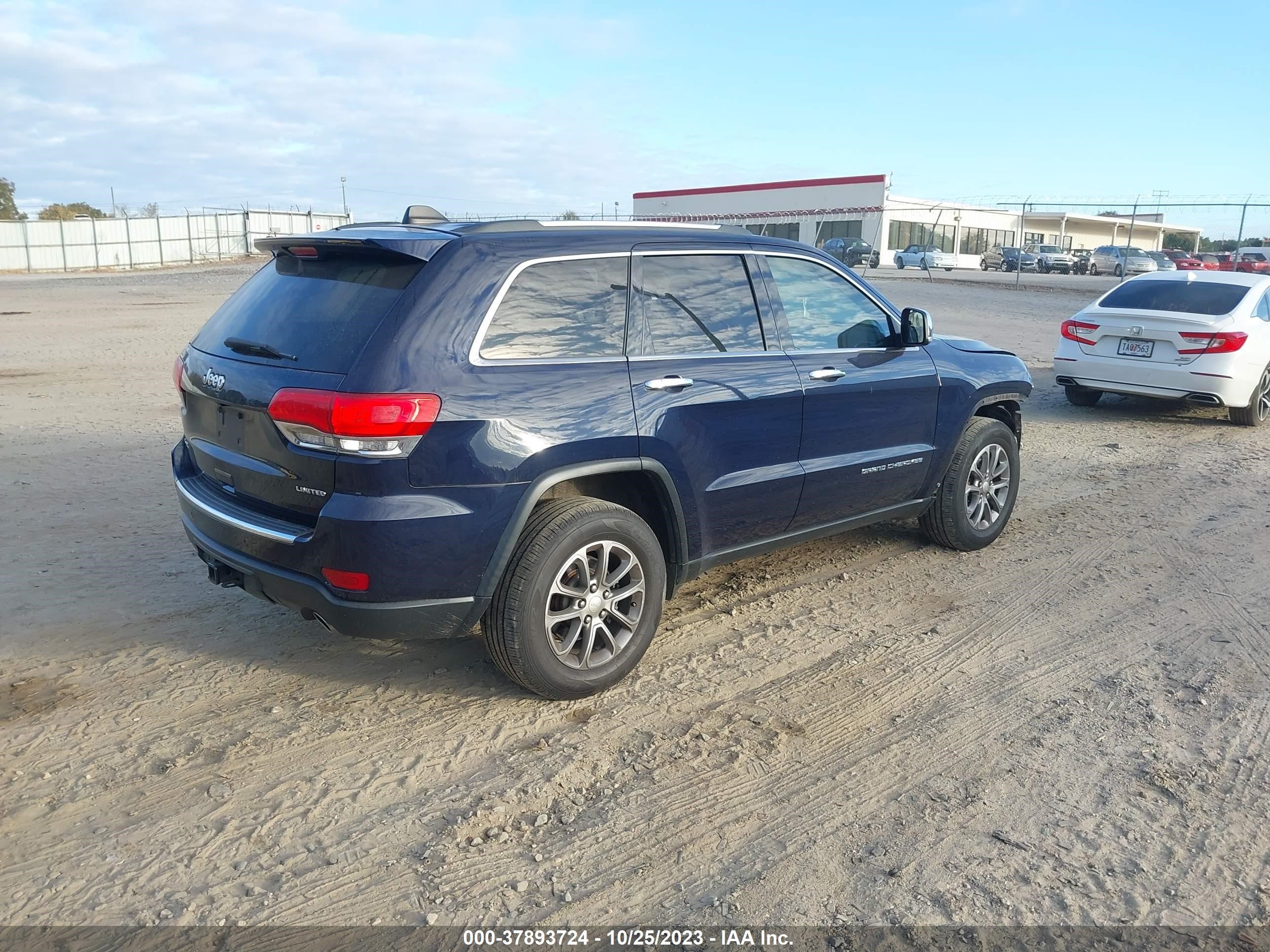 Photo 3 VIN: 1C4RJFBG8EC378803 - JEEP GRAND CHEROKEE 