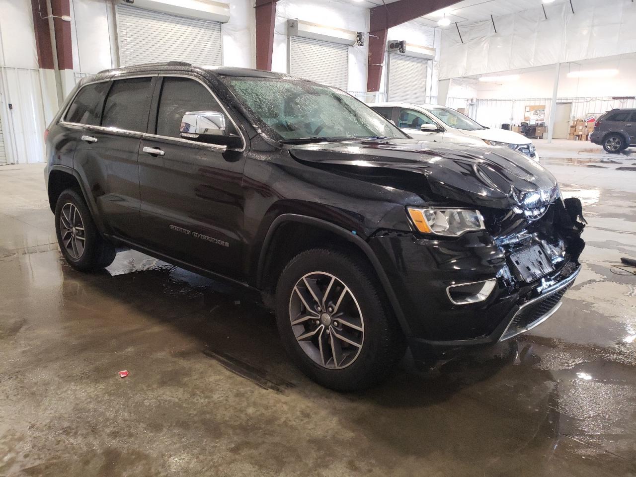 Photo 3 VIN: 1C4RJFBG8JC212047 - JEEP GRAND CHEROKEE 