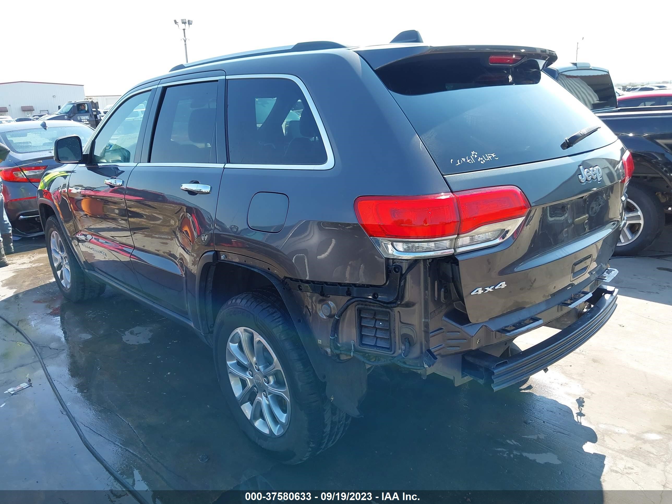 Photo 2 VIN: 1C4RJFBGXFC124365 - JEEP GRAND CHEROKEE 