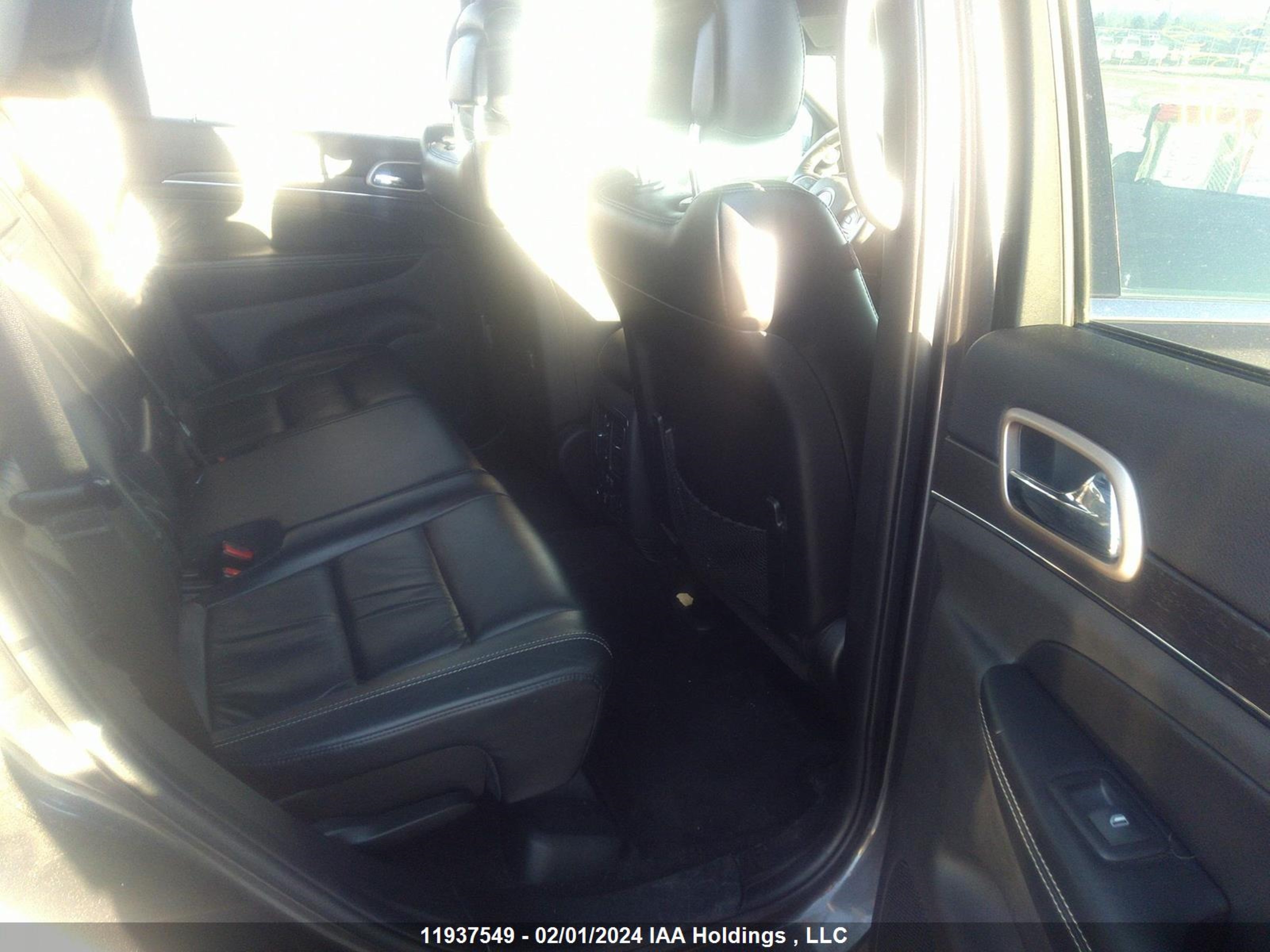 Photo 7 VIN: 1C4RJFBGXGC341545 - JEEP GRAND CHEROKEE 