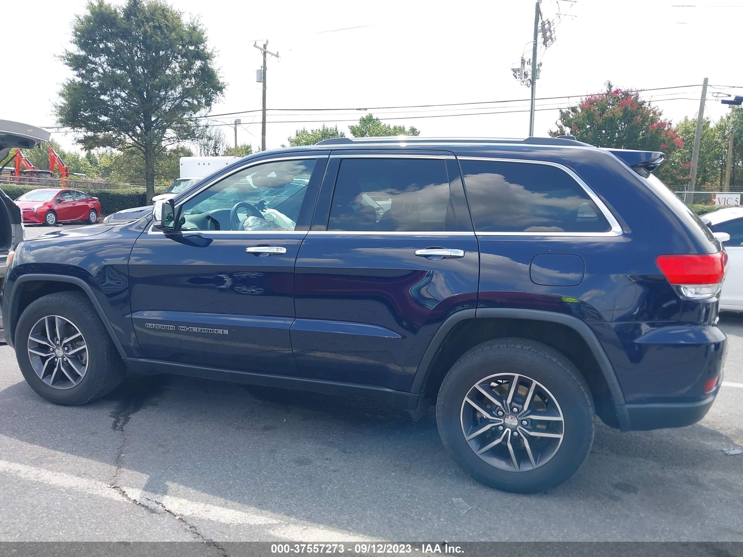 Photo 13 VIN: 1C4RJFBGXHC760609 - JEEP GRAND CHEROKEE 