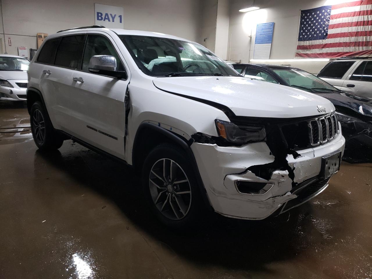 Photo 3 VIN: 1C4RJFBGXJC134354 - JEEP GRAND CHEROKEE 