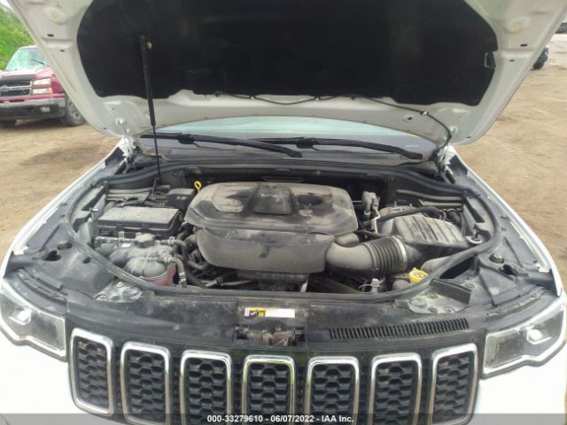 Photo 9 VIN: 1C4RJFBGXJC424822 - JEEP GRAND CHEROKEE 