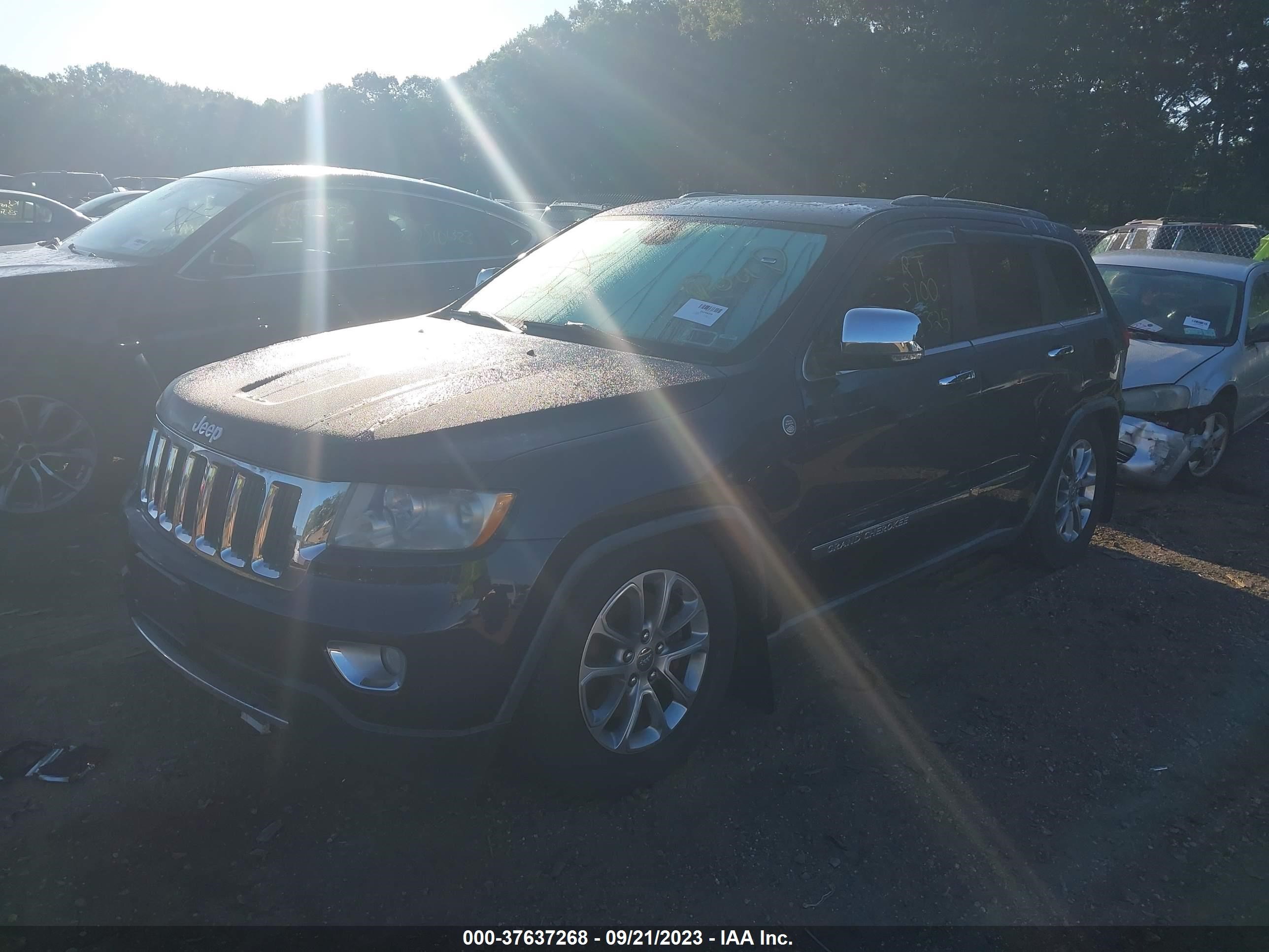 Photo 1 VIN: 1C4RJFBT4CC200297 - JEEP GRAND CHEROKEE 