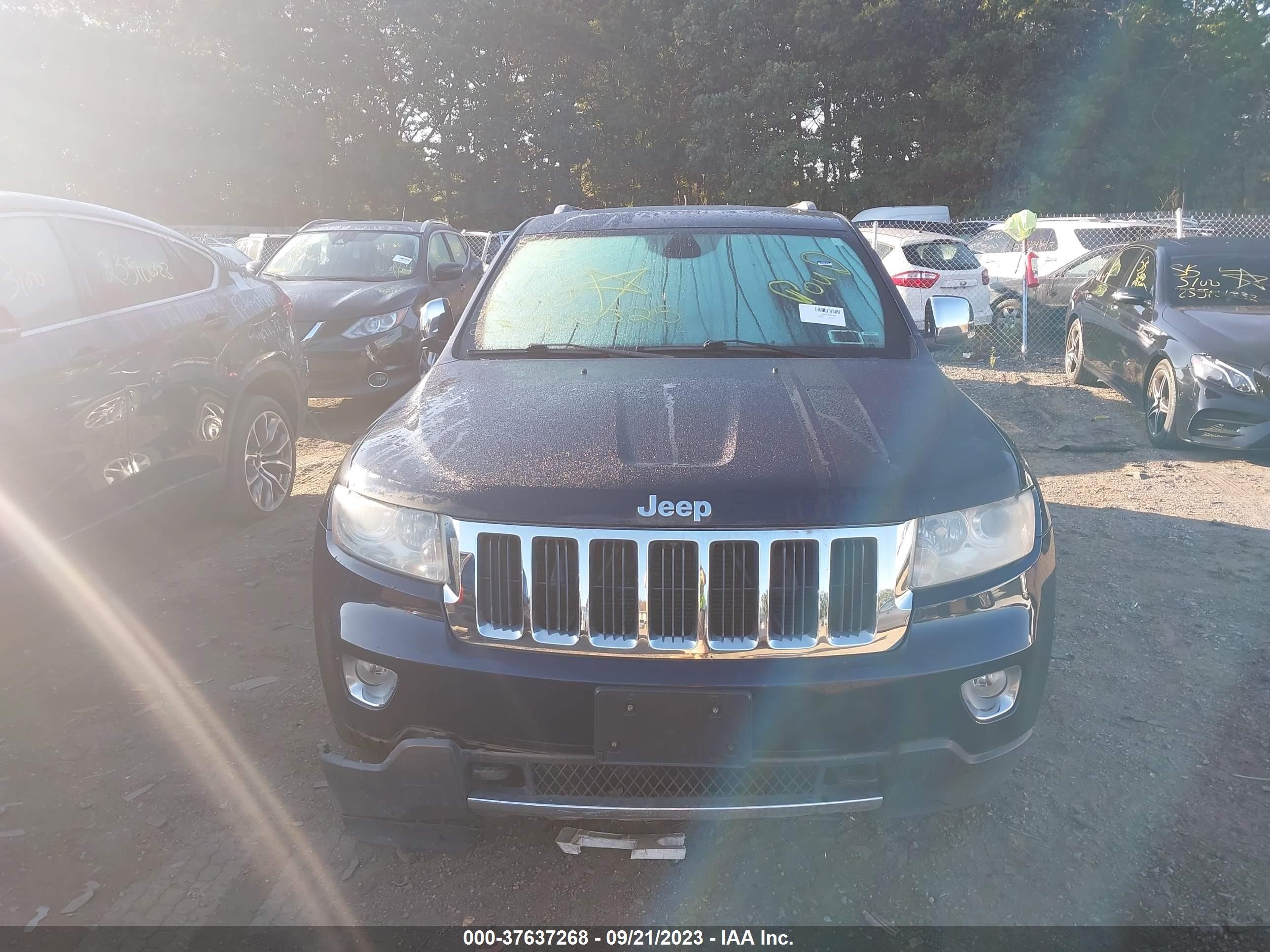 Photo 5 VIN: 1C4RJFBT4CC200297 - JEEP GRAND CHEROKEE 