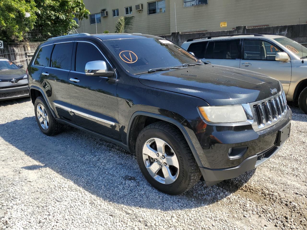 Photo 3 VIN: 1C4RJFBT8CC227020 - JEEP GRAND CHEROKEE 