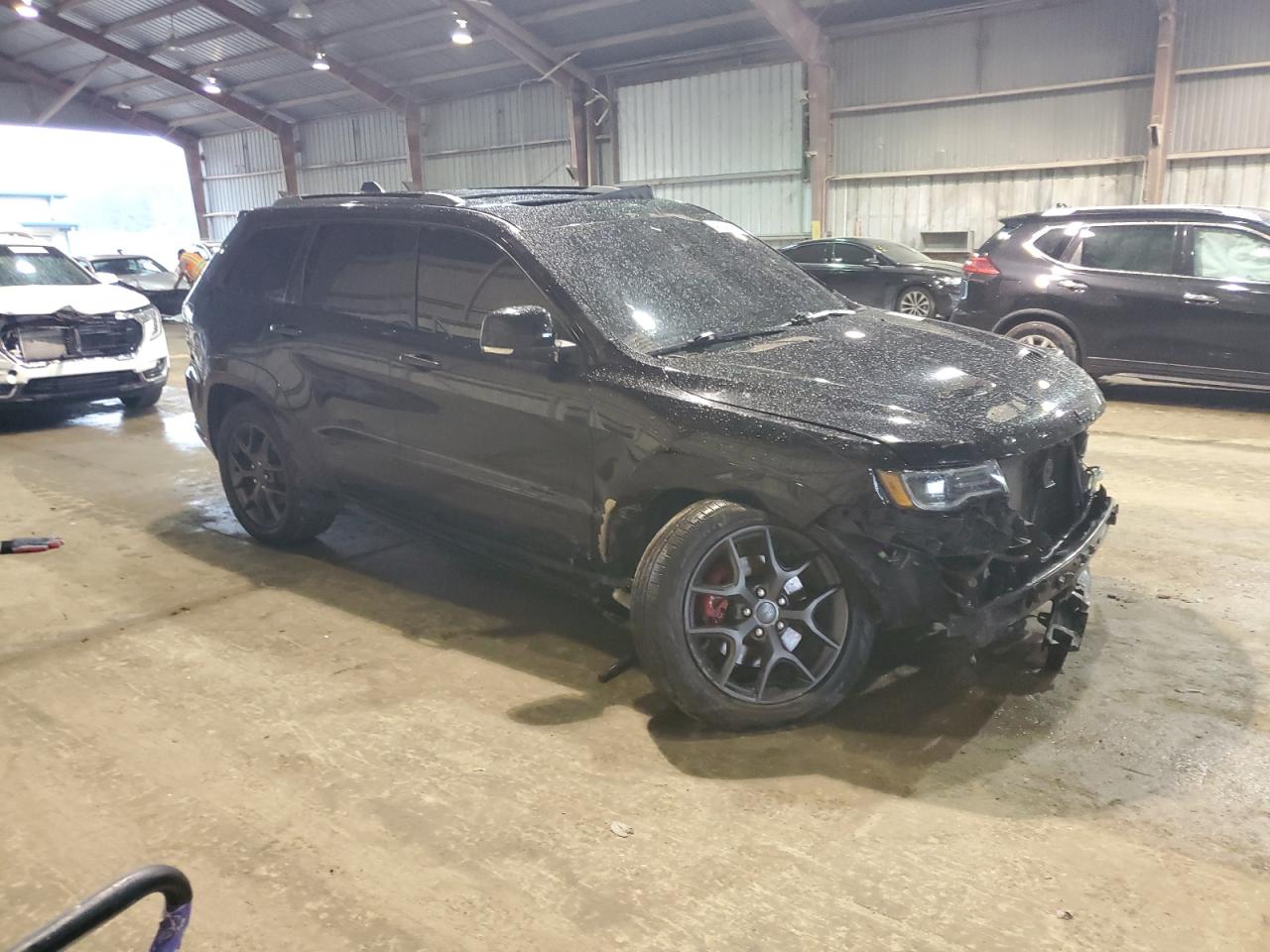 Photo 3 VIN: 1C4RJFBTXKC813846 - JEEP GRAND CHEROKEE 