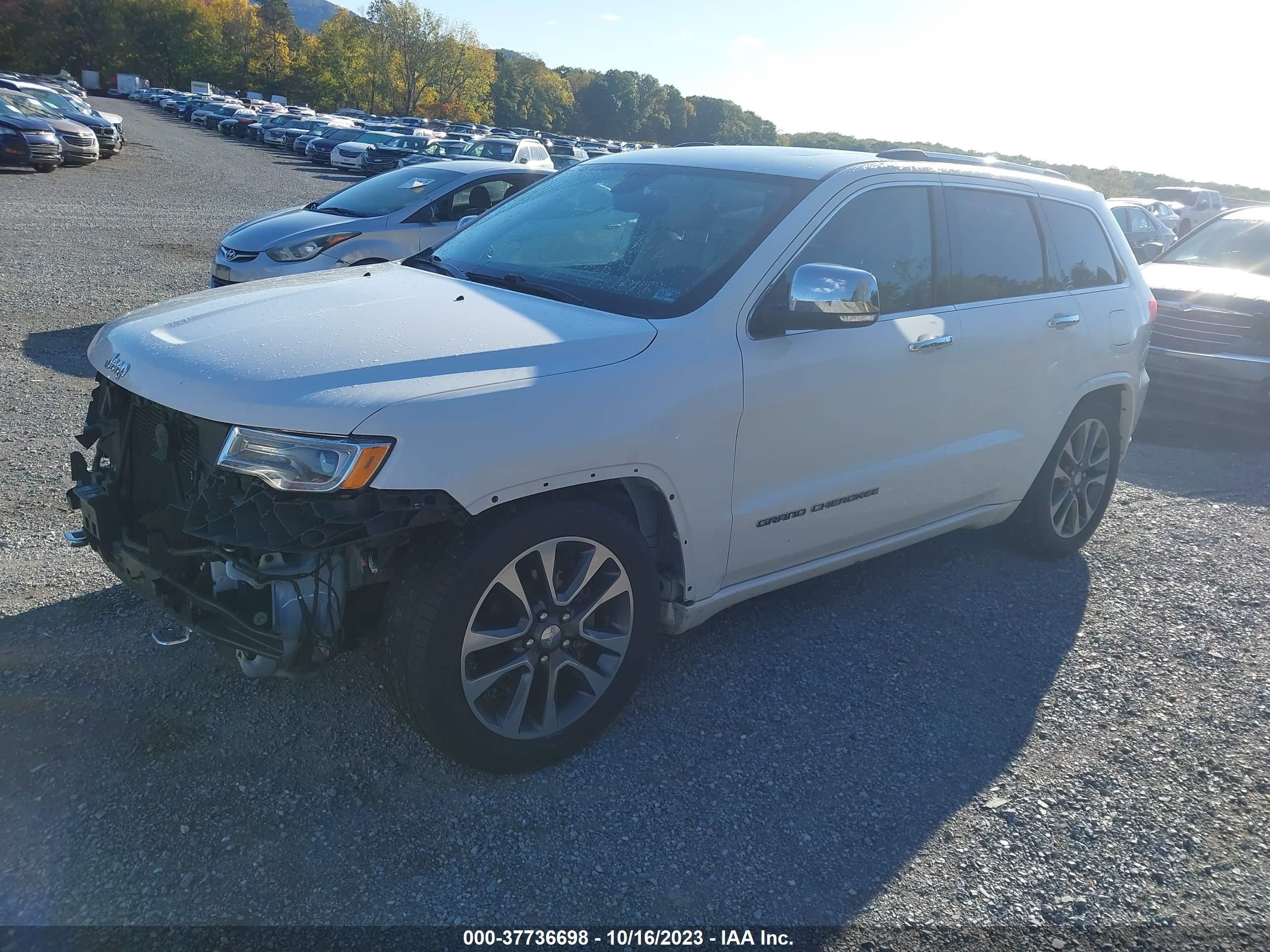 Photo 1 VIN: 1C4RJFCG2JC149137 - JEEP GRAND CHEROKEE 