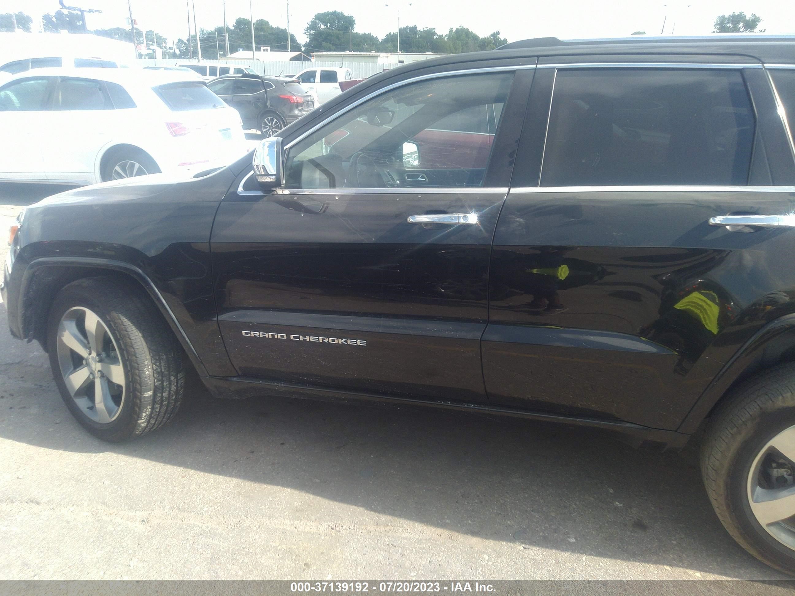 Photo 12 VIN: 1C4RJFCG3FC740942 - JEEP GRAND CHEROKEE 