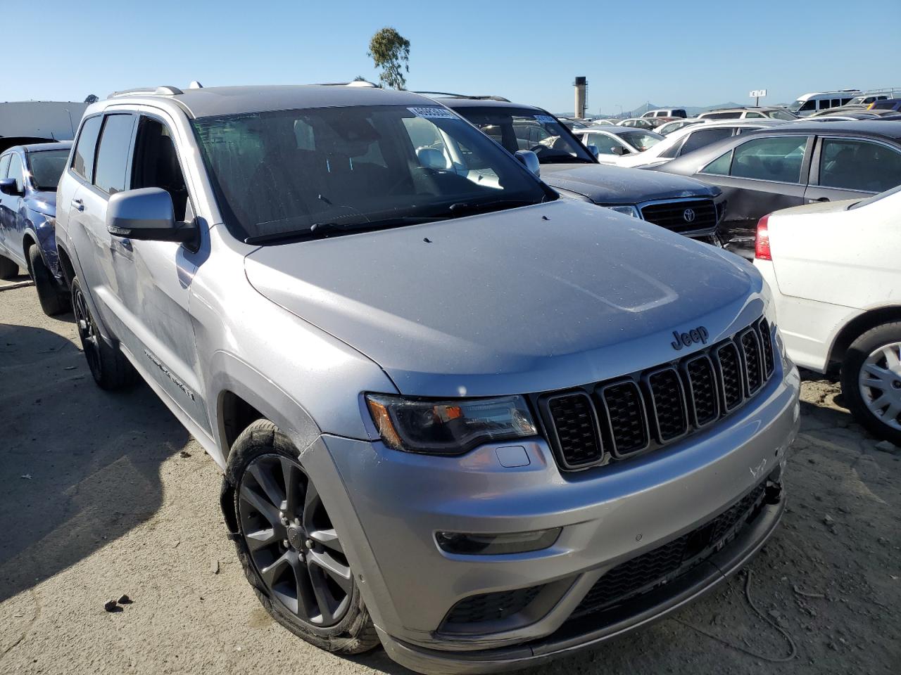 Photo 3 VIN: 1C4RJFCG4JC424118 - JEEP GRAND CHEROKEE 