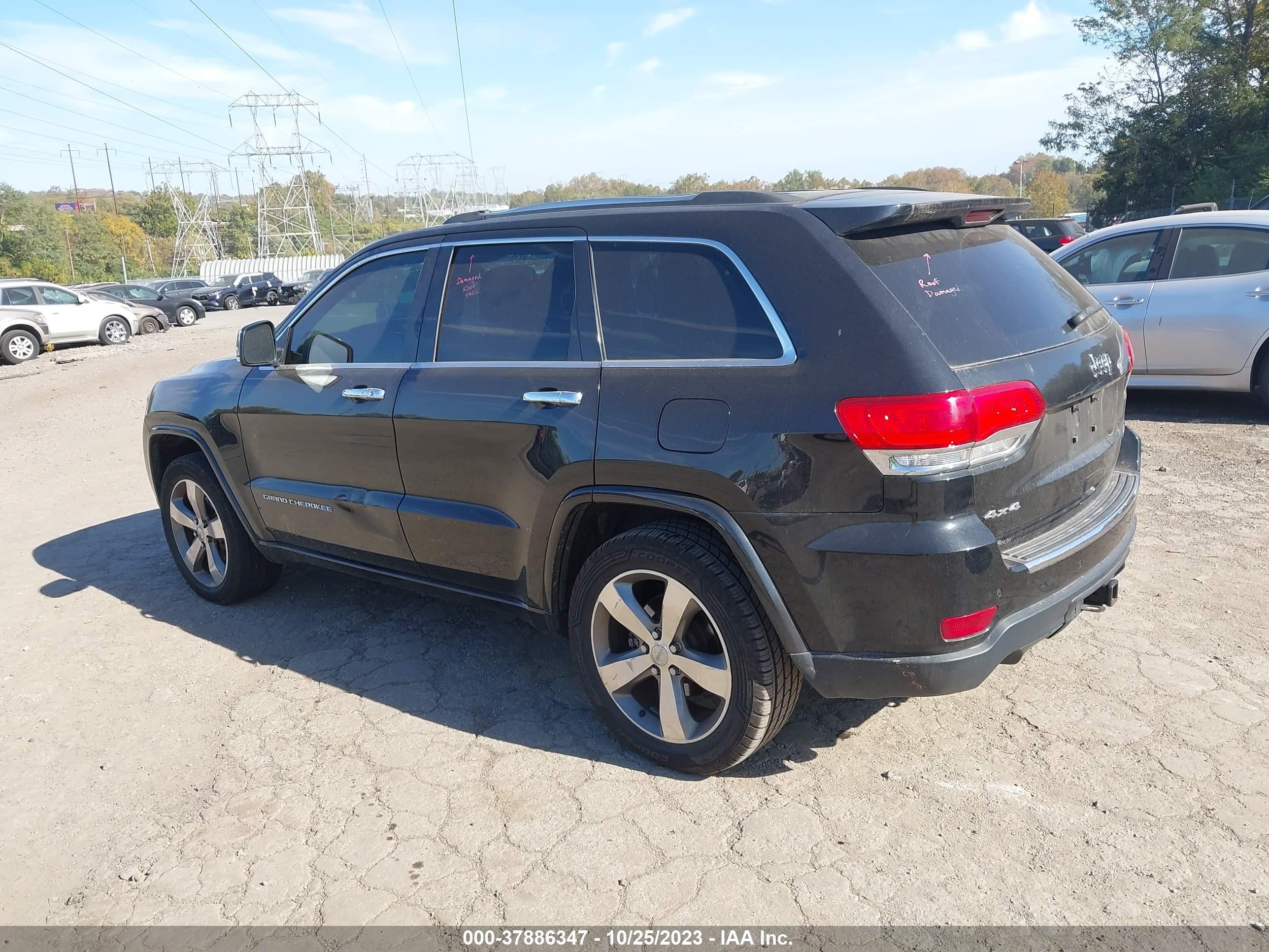 Photo 2 VIN: 1C4RJFCG5FC846700 - JEEP GRAND CHEROKEE 