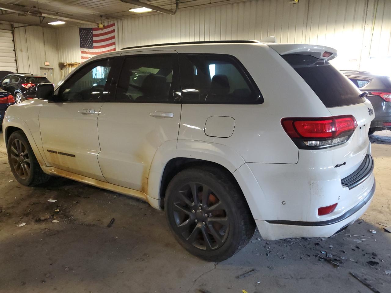 Photo 1 VIN: 1C4RJFCG7JC118157 - JEEP GRAND CHEROKEE 