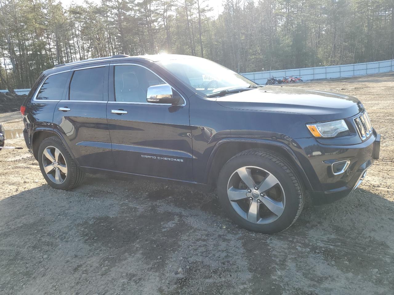 Photo 3 VIN: 1C4RJFCG8FC697912 - JEEP GRAND CHEROKEE 