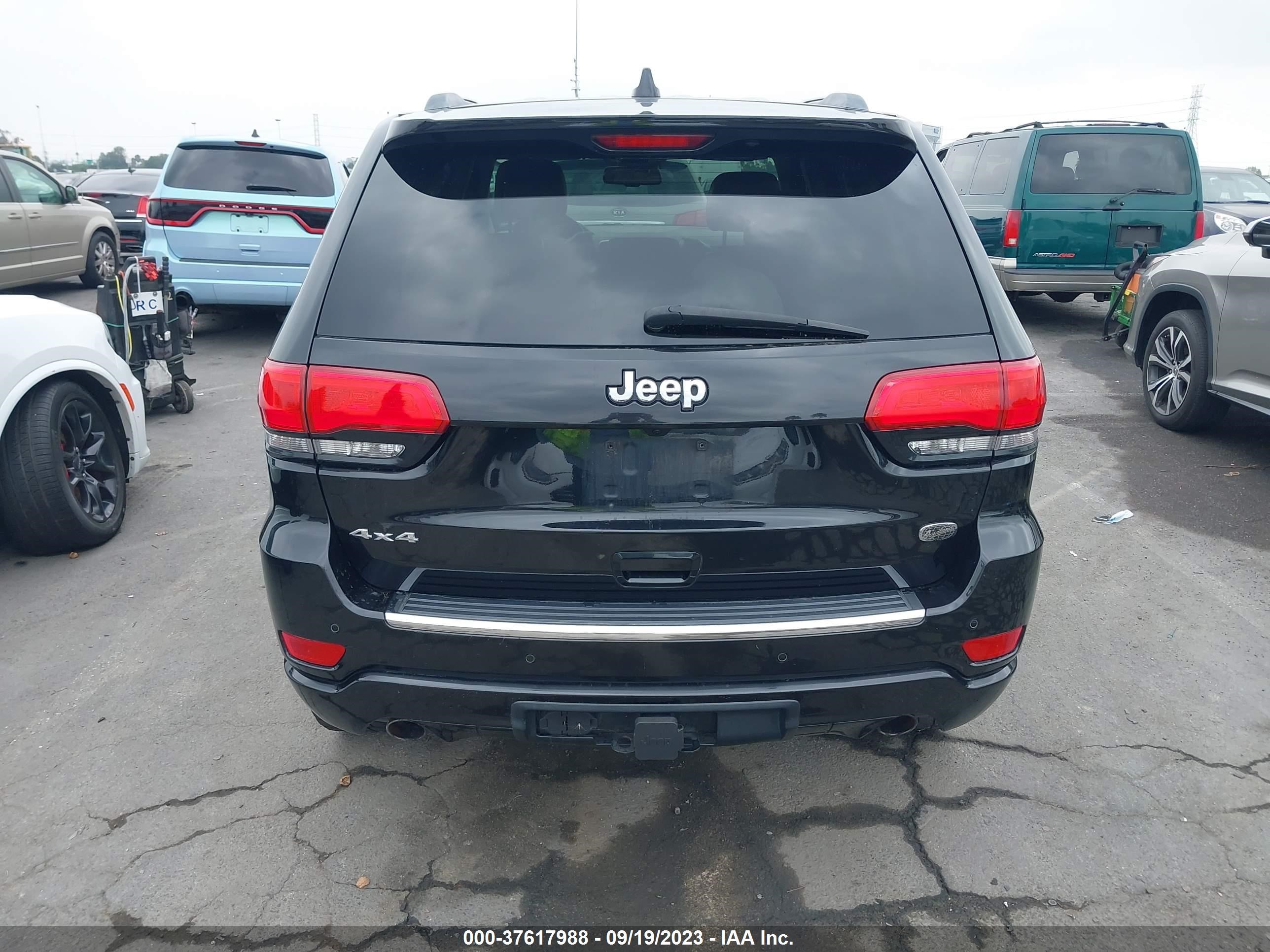 Photo 16 VIN: 1C4RJFCGXEC122340 - JEEP GRAND CHEROKEE 