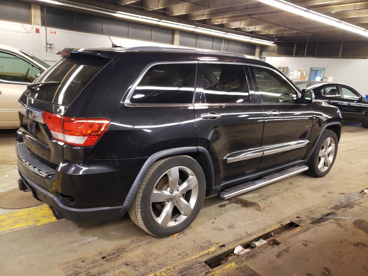 Photo 2 VIN: 1C4RJFCT1CC287607 - JEEP GRAND CHEROKEE 